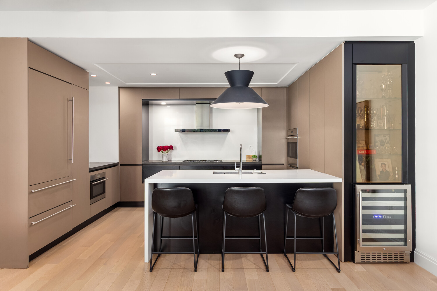 #3 photo, 318 E 81ST Street, 맨해튼 Yorkville , NY 10028