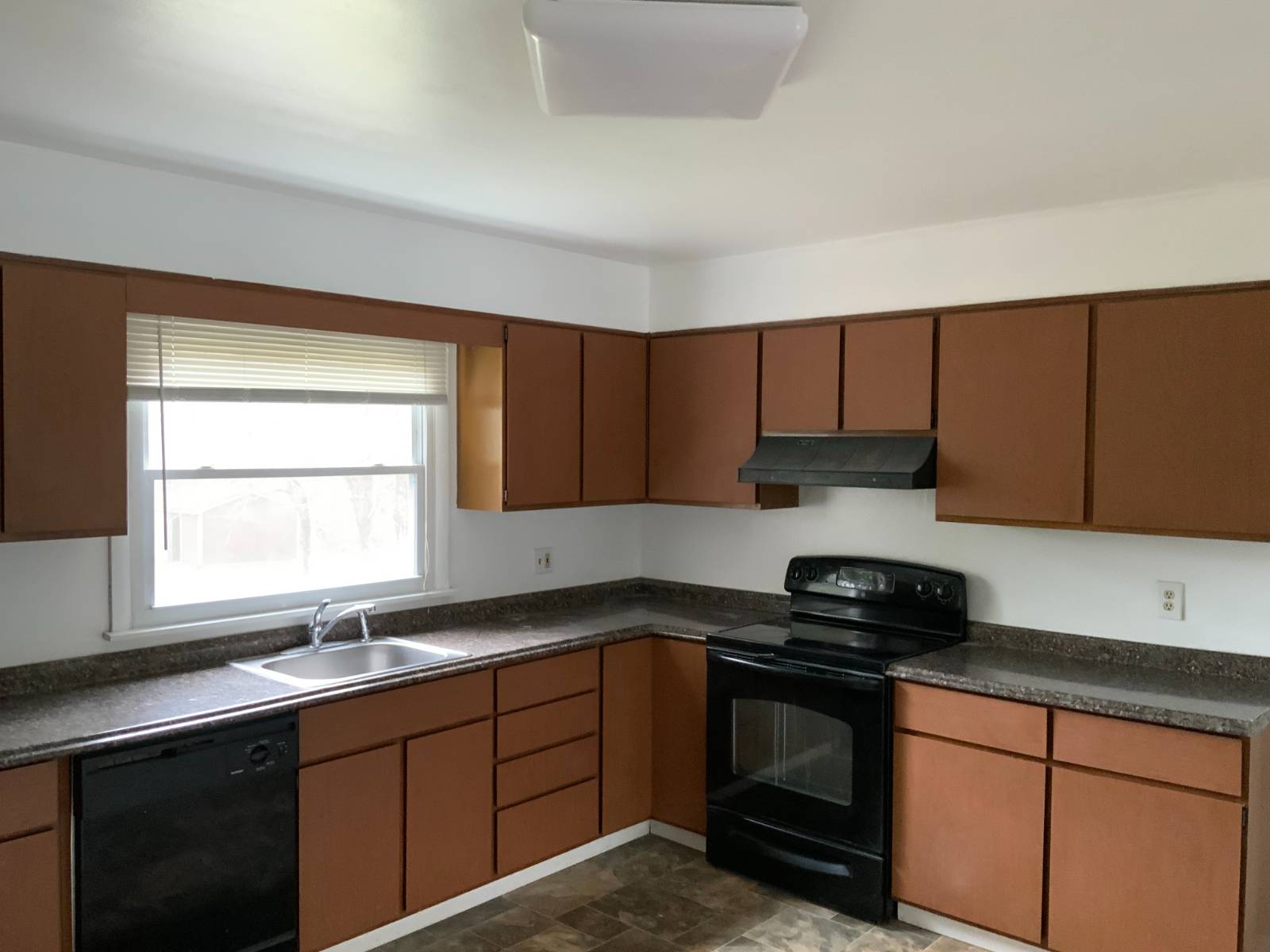 #6 photo, 11-21 Ashdown Rd, #15C, Ballston Lake , NY 12019