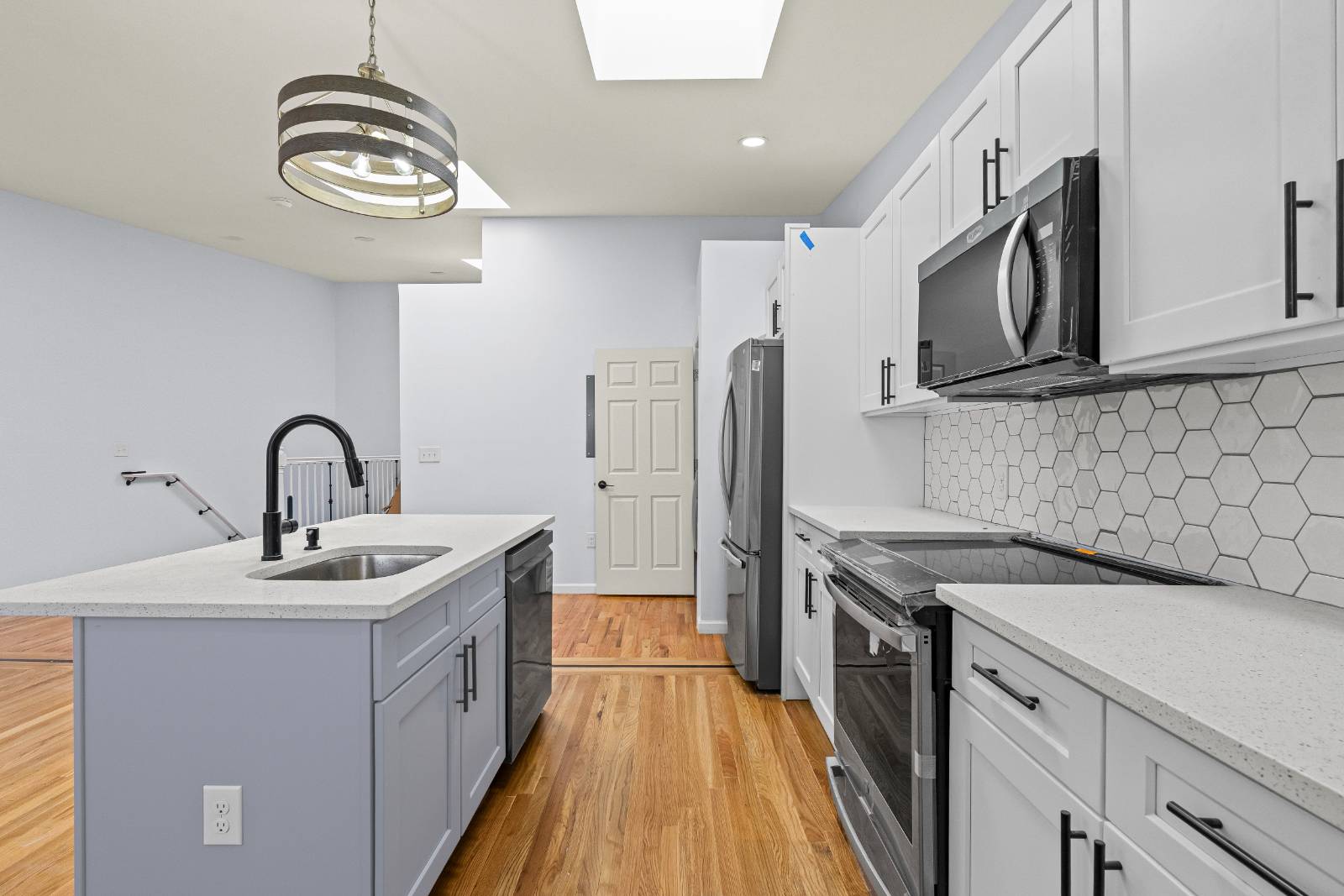 #3 photo, 5  Garden Alley, Albany , NY 12210