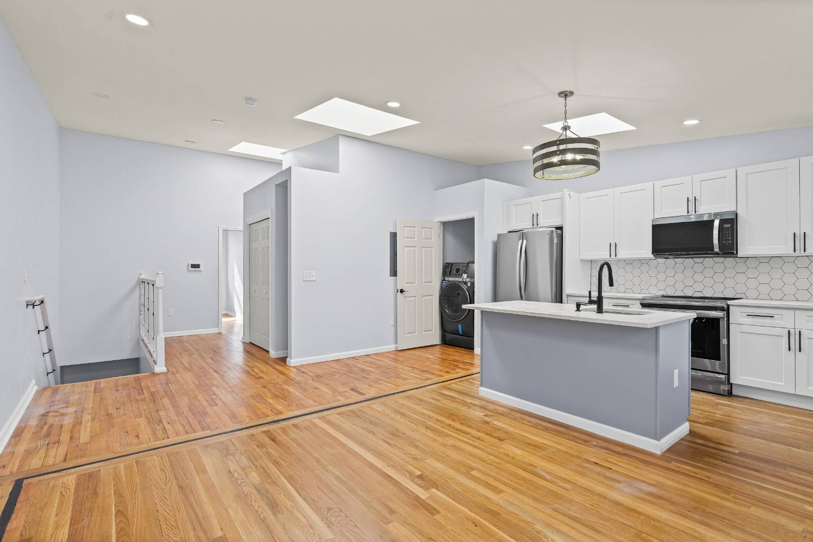 #8 photo, 5  Garden Alley, Albany , NY 12210