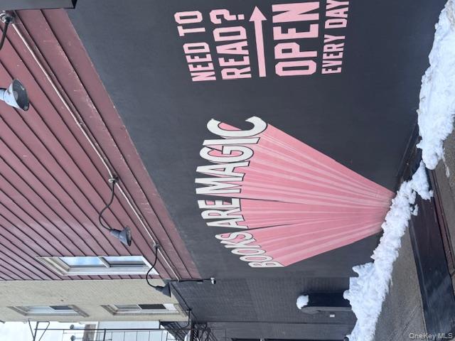 #8 photo, 251 Smith st, Brooklyn , NY 11231