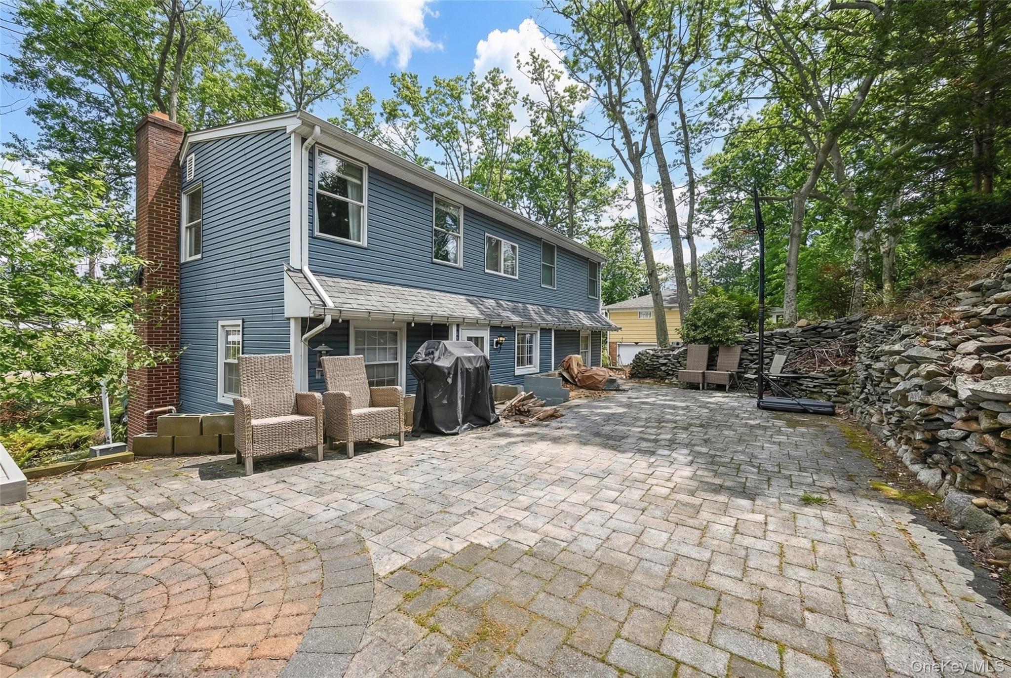 #2 photo, 67 Kissam Lane, Нассау ‖ Glen Head , NY 11545