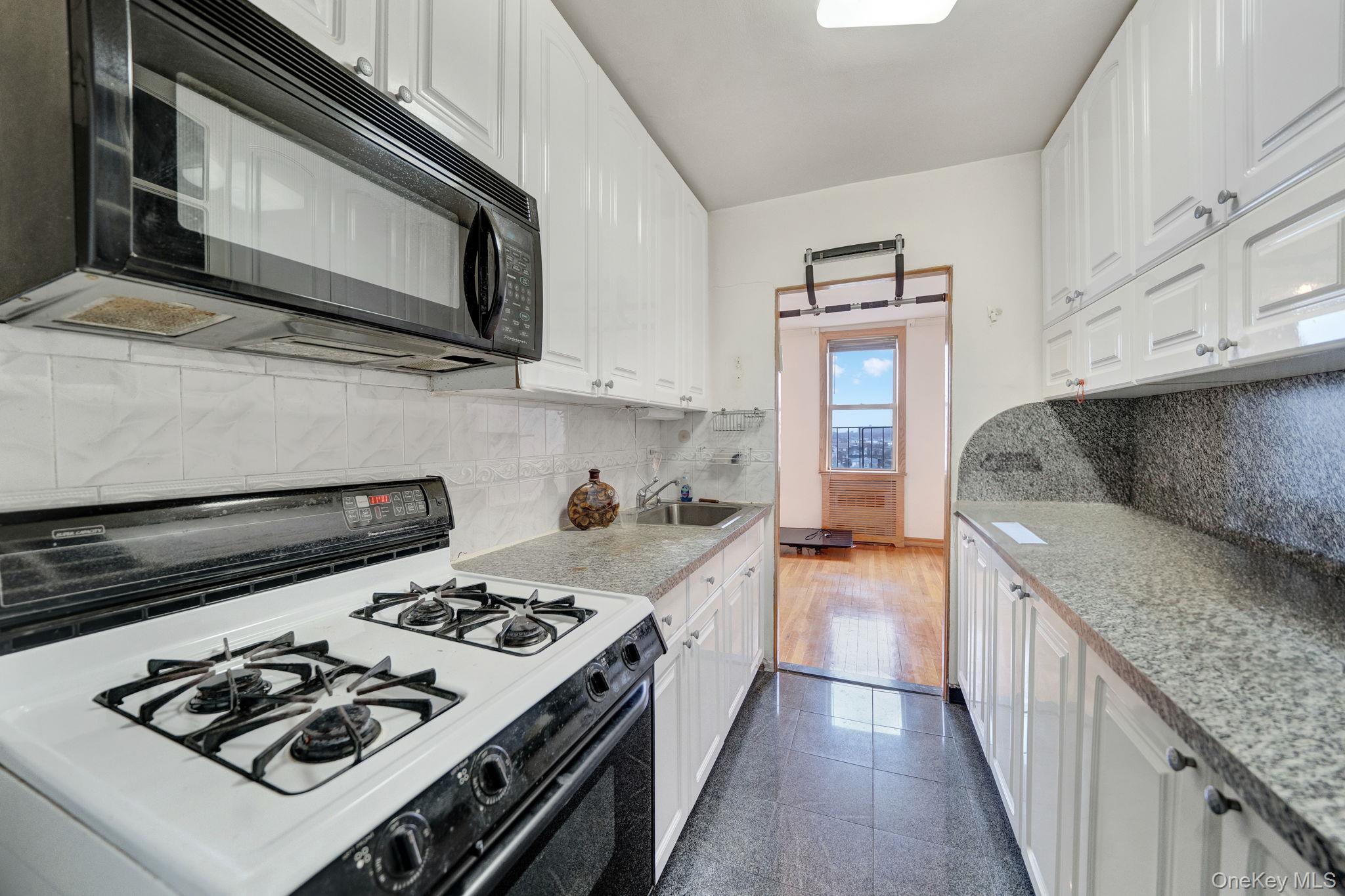 #8 photo, 735 Avenue W, ब्रुकलीन Brooklyn , NY 11223