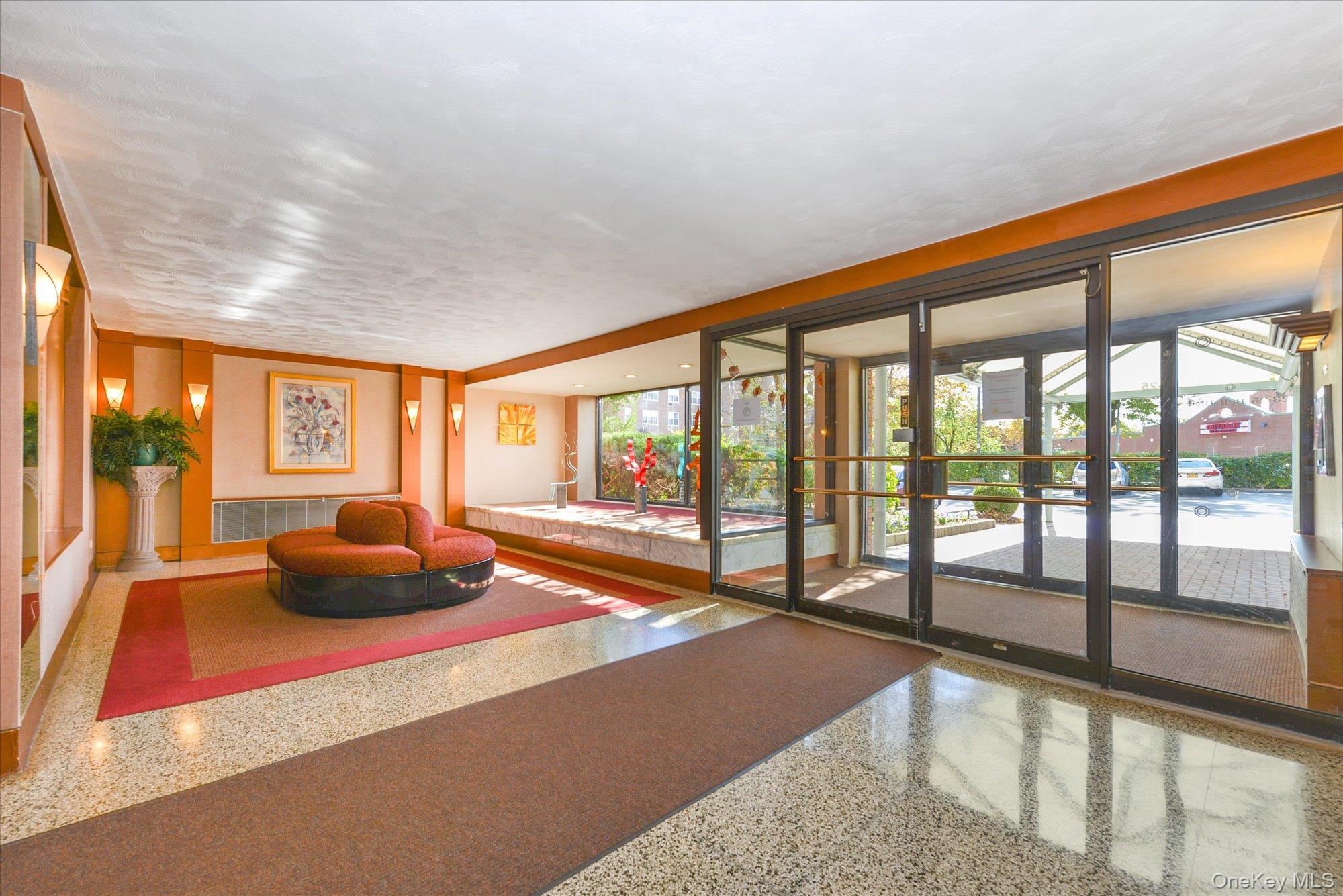 #16 photo, 23-25 Bell Boulevard, Куинс ‖ Bayside , NY 11360