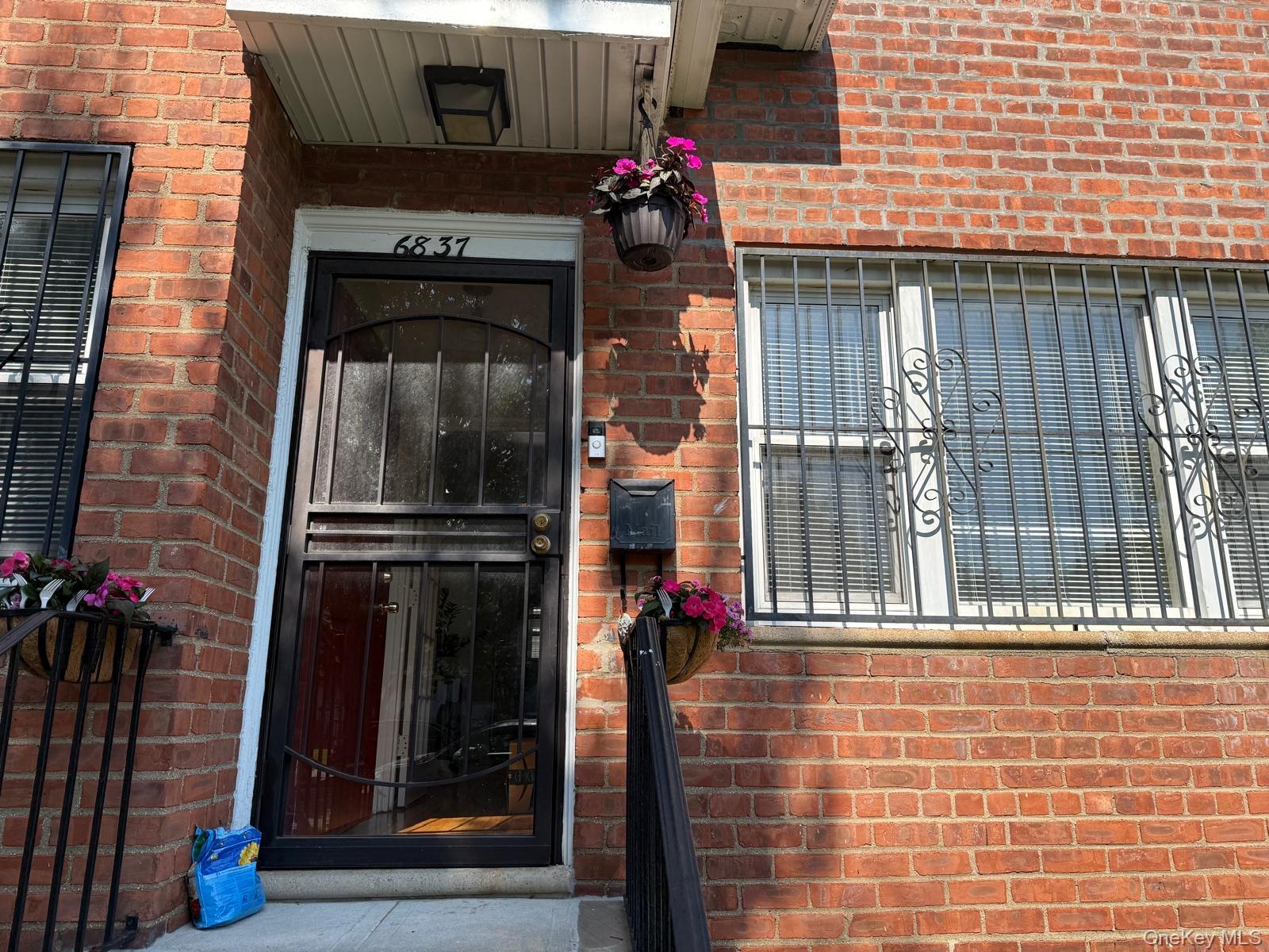 #1 photo, 68-37 138th Street, Flushing , NY 11367