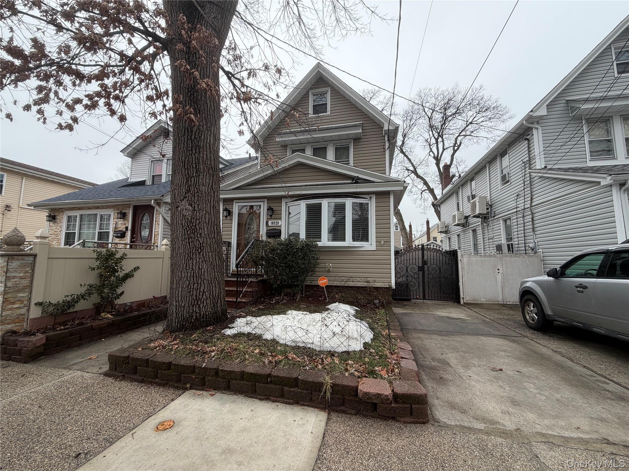 #1 photo, 10928 116th Street, South Ozone Park , NY 11420