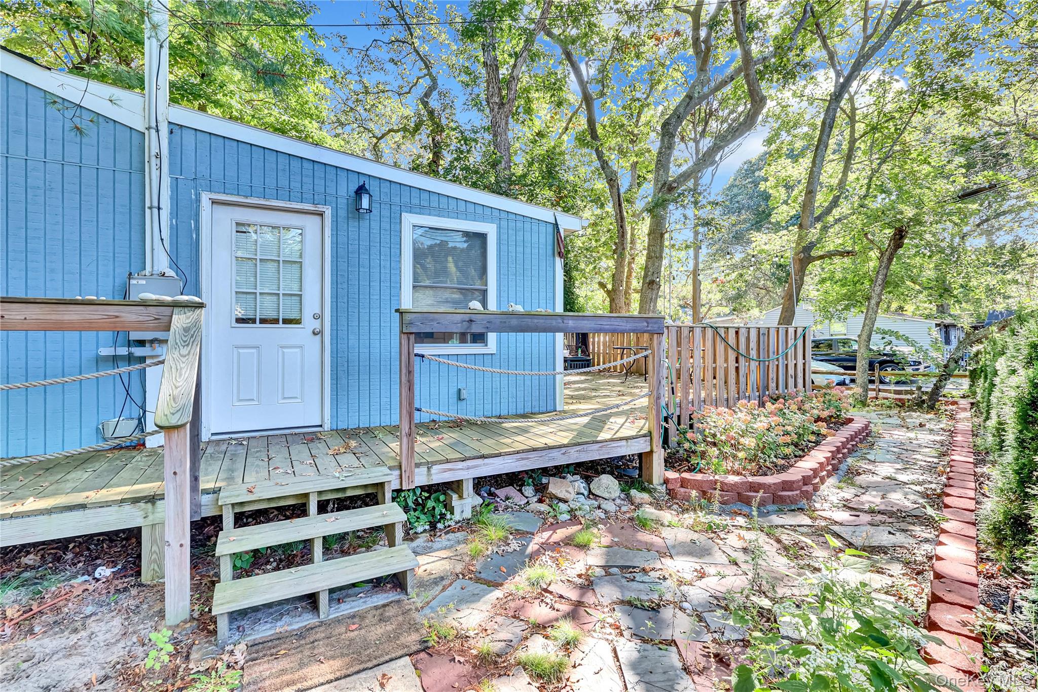 #3 photo, 28 Hillcrest Drive, Саффолк ‖ Baiting Hollow , NY 11933