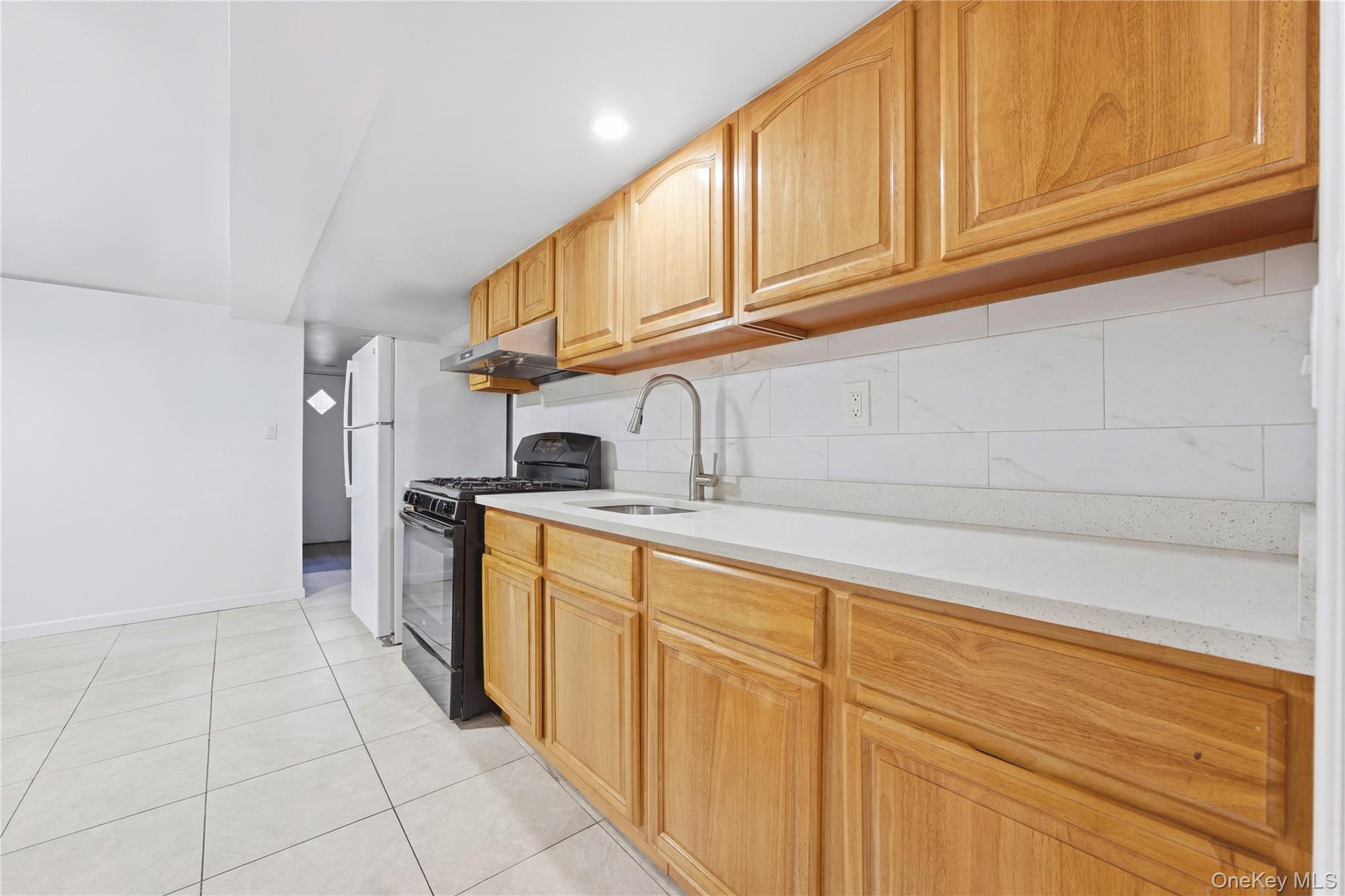 #5 photo, 5-37 117th Street, College Point , NY 11356