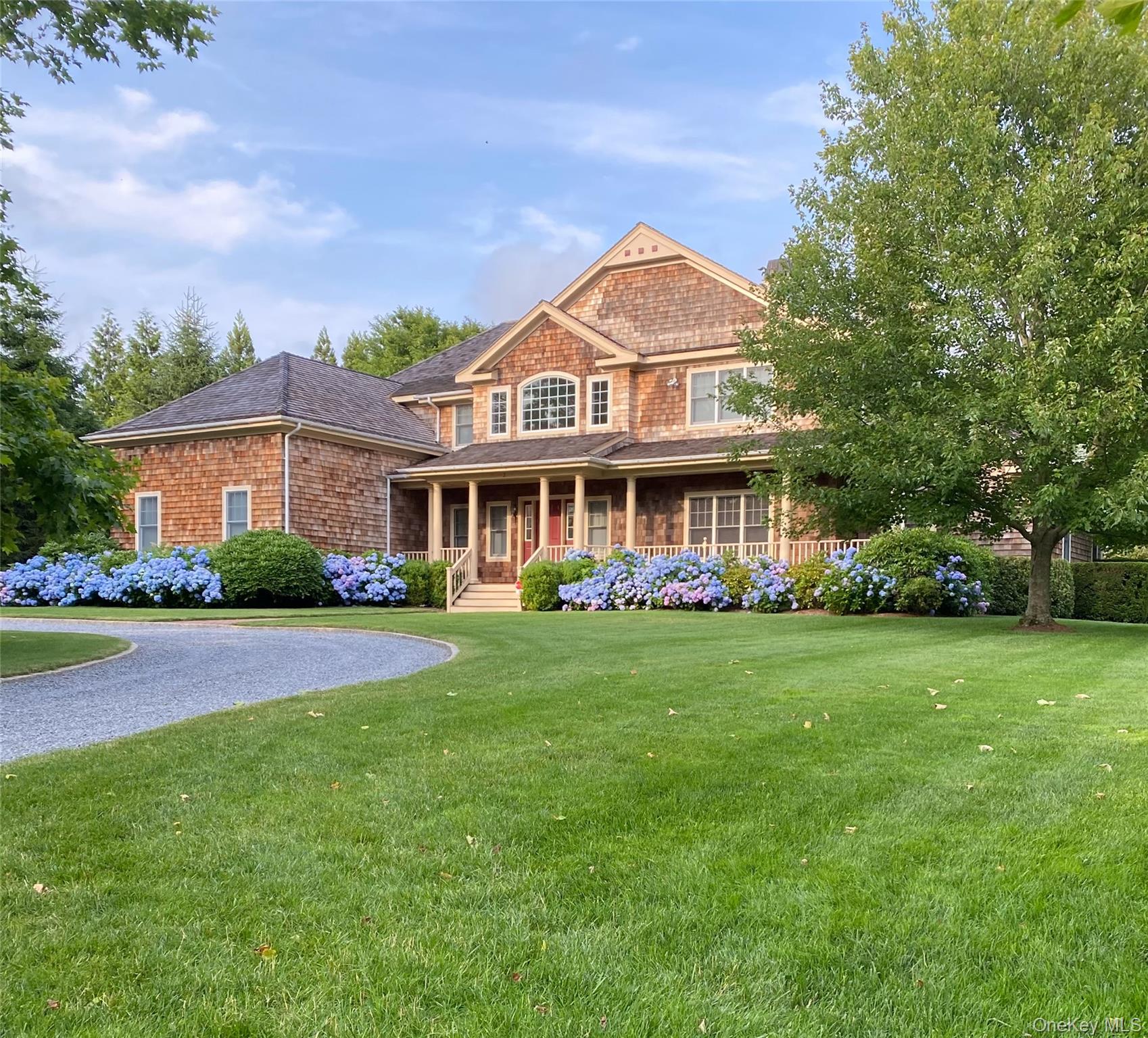 #1 photo, 3 Whispering Fields Court, Саффолк ‖ Water Mill , NY 11976