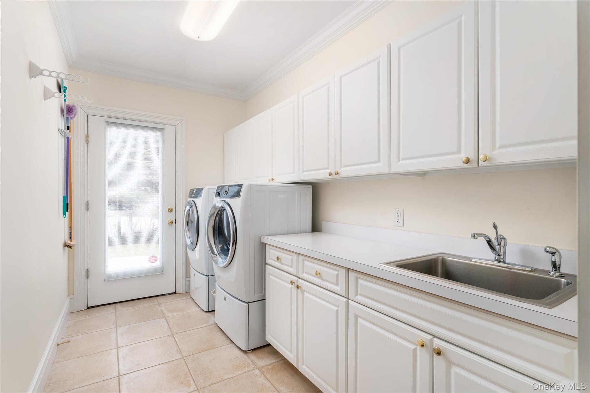 #17 photo, 3 Whispering Fields Court, Саффолк ‖ Water Mill , NY 11976