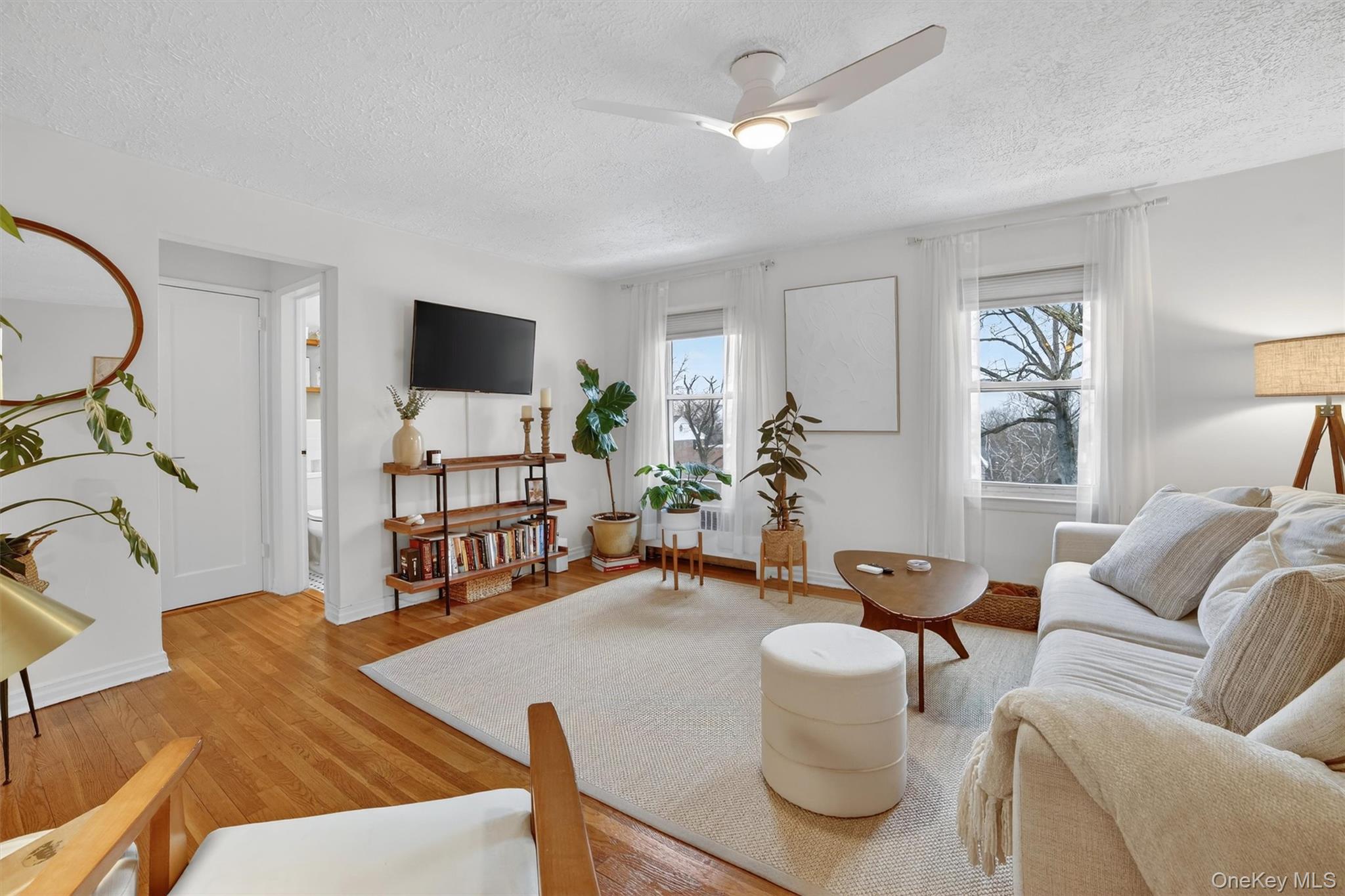 #15 photo, 120 N Broadway, Irvington , NY 10533