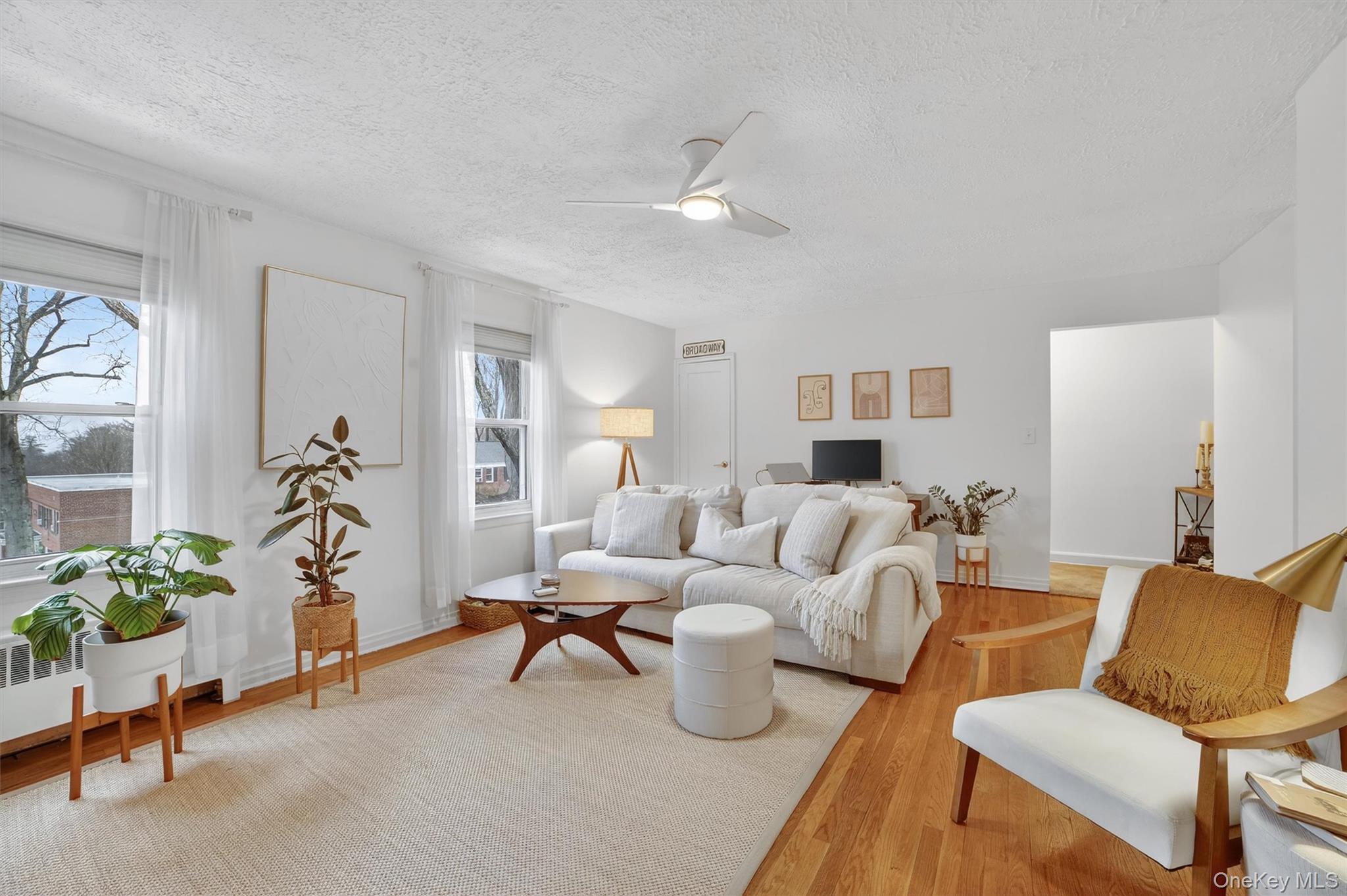 #17 photo, 120 N Broadway, Irvington , NY 10533