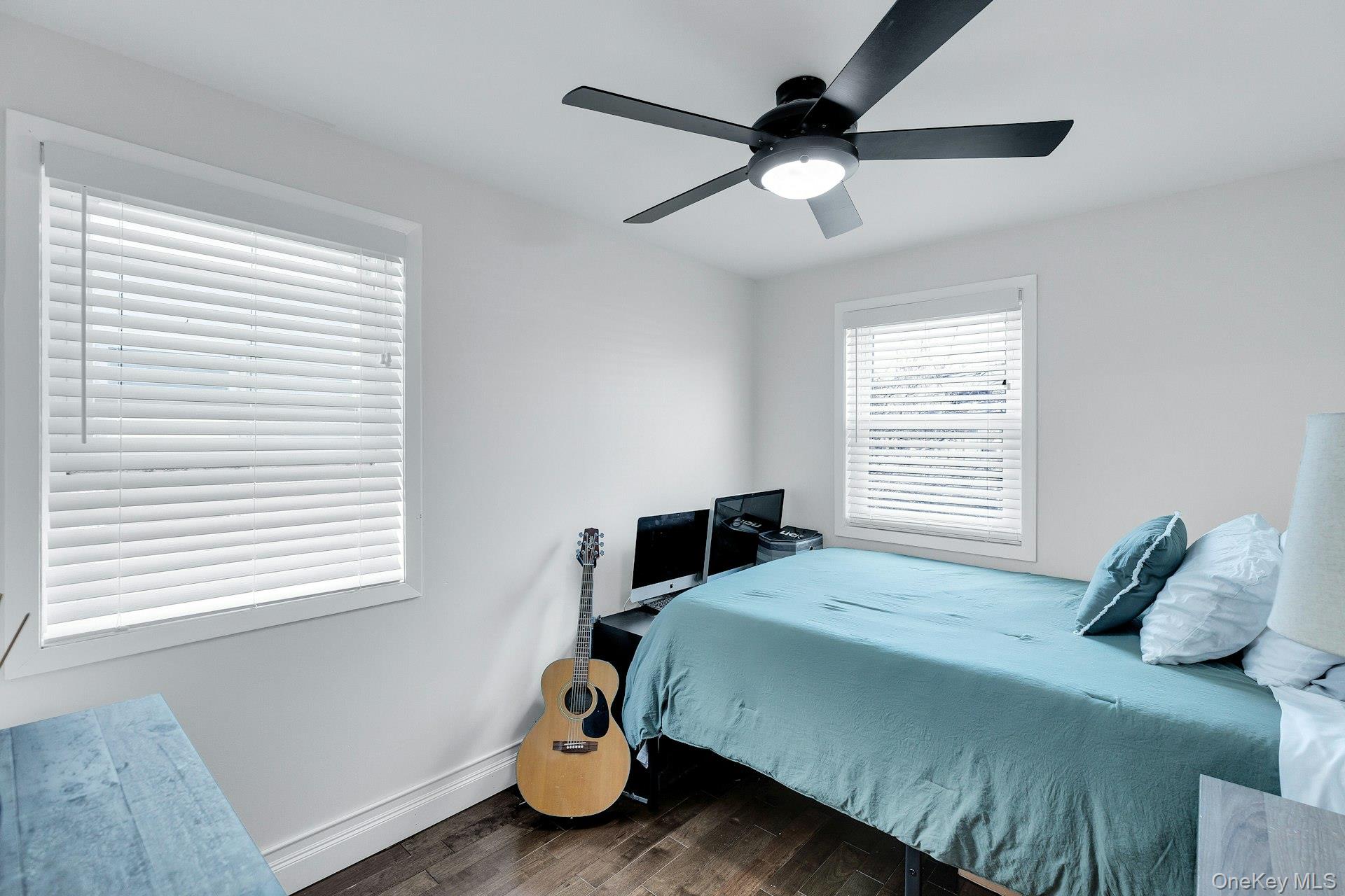 #16 photo, 92-13 245th Street, 長島 花卉園 Floral Park , NY 11001