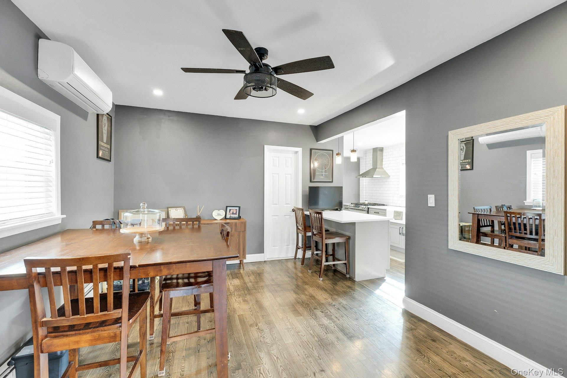 #6 photo, 92-13 245th Street, 長島 花卉園 Floral Park , NY 11001