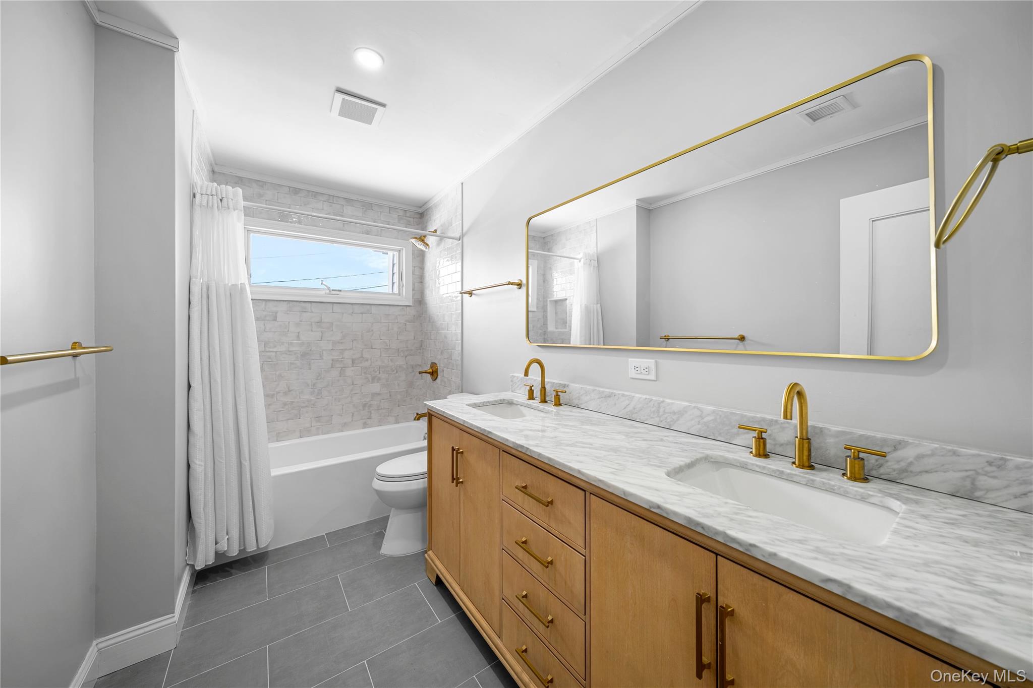 #10 photo, 89 Harvest Lane, Саффолк ‖ Commack , NY 11725