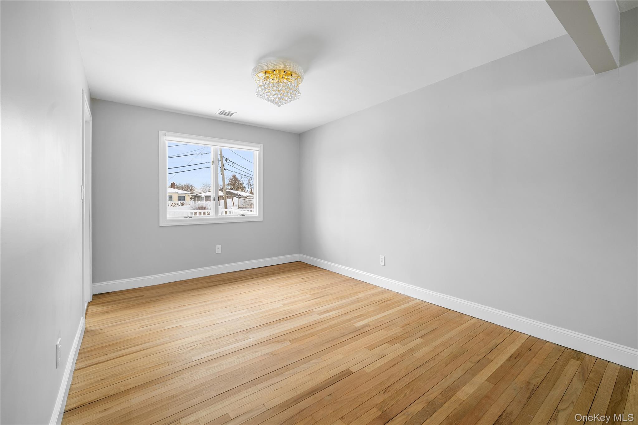 #5 photo, 89 Harvest Lane, Саффолк ‖ Commack , NY 11725