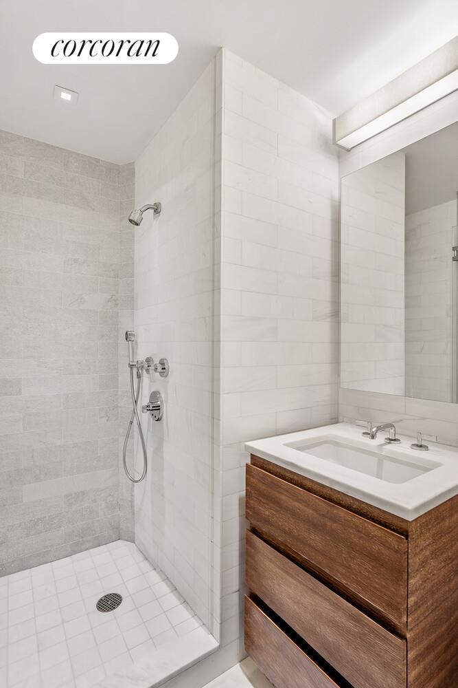 #10 photo, 1280 5TH Avenue, מנהטן East Harlem , NY 10029