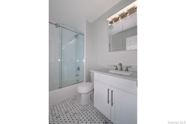 #9 photo, 465 New Highway, Copiague , NY 11726