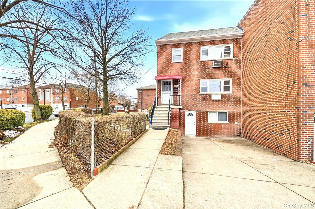 #1 photo, 3227 Griswold Avenue, Bronx , NY 10465