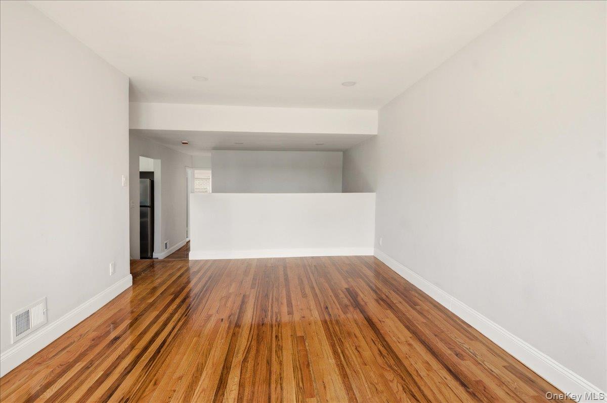 #9 photo, 3227 Griswold Avenue, Bronx , NY 10465