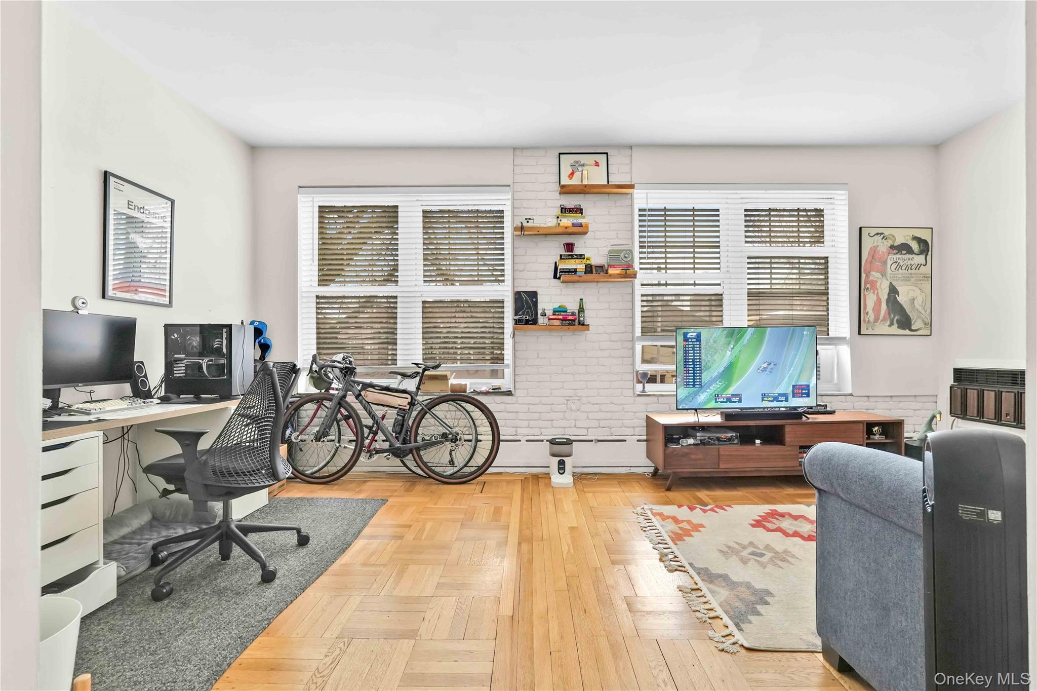 #13 photo, 2334 28th Street, Astoria , NY 11105