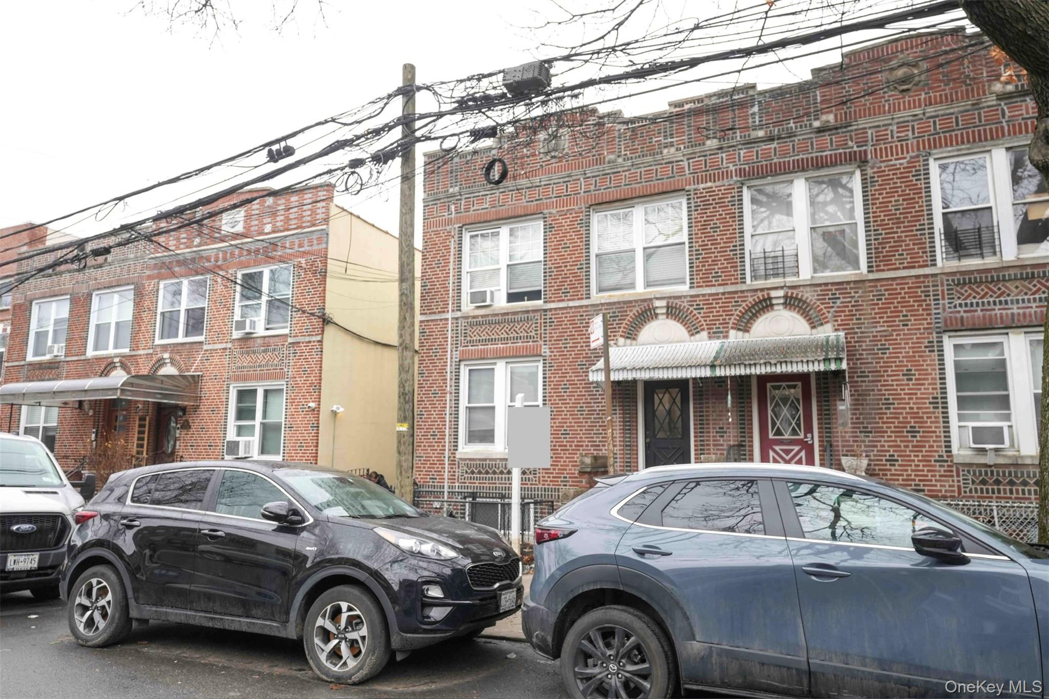 #2 photo, 2334 28th Street, קווינס Astoria , NY 11105