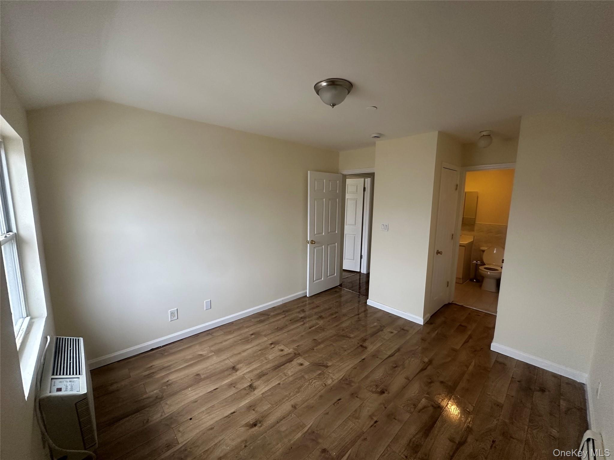 #4 photo, 10234 1st Street, 皇后区 霍华德滩 Howard Beach , NY 11414