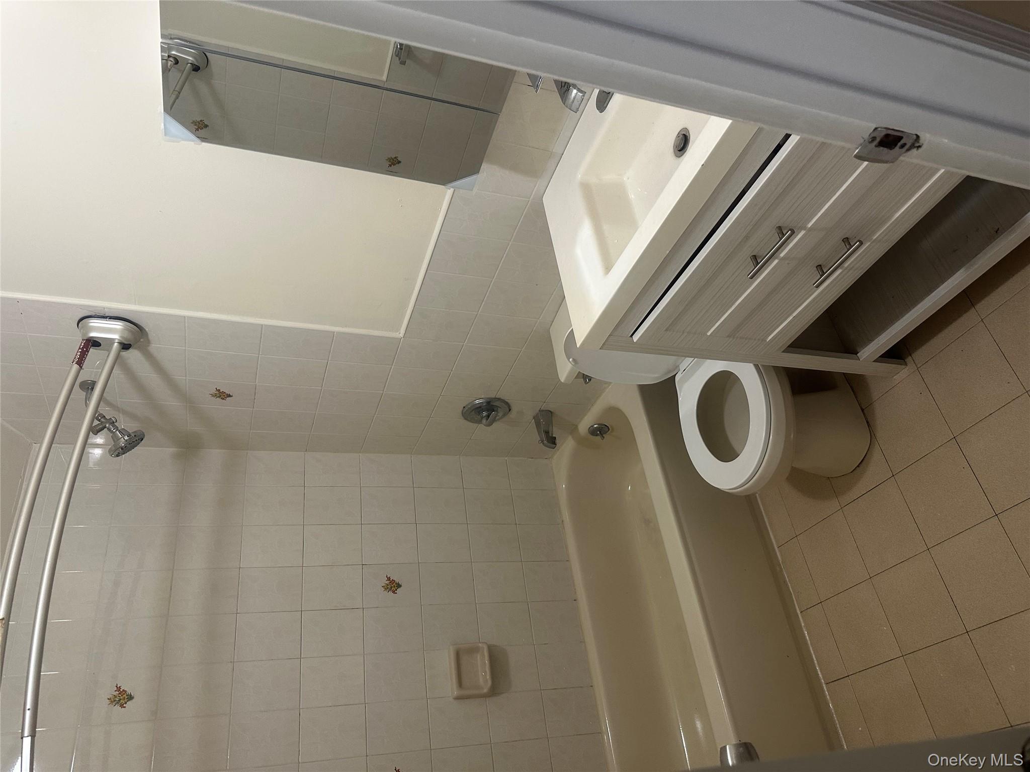 #7 photo, 10234 1st Street, 皇后区 霍华德滩 Howard Beach , NY 11414