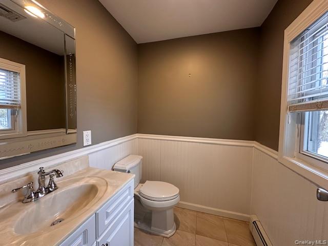 #12 photo, 20 Dewey Street, Huntington , NY 11743