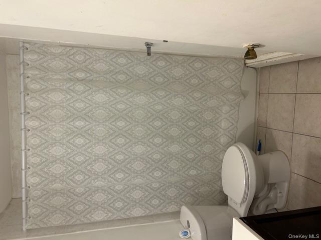 #11 photo, 639 Wellwood Avenue, Lindenhurst , NY 11757