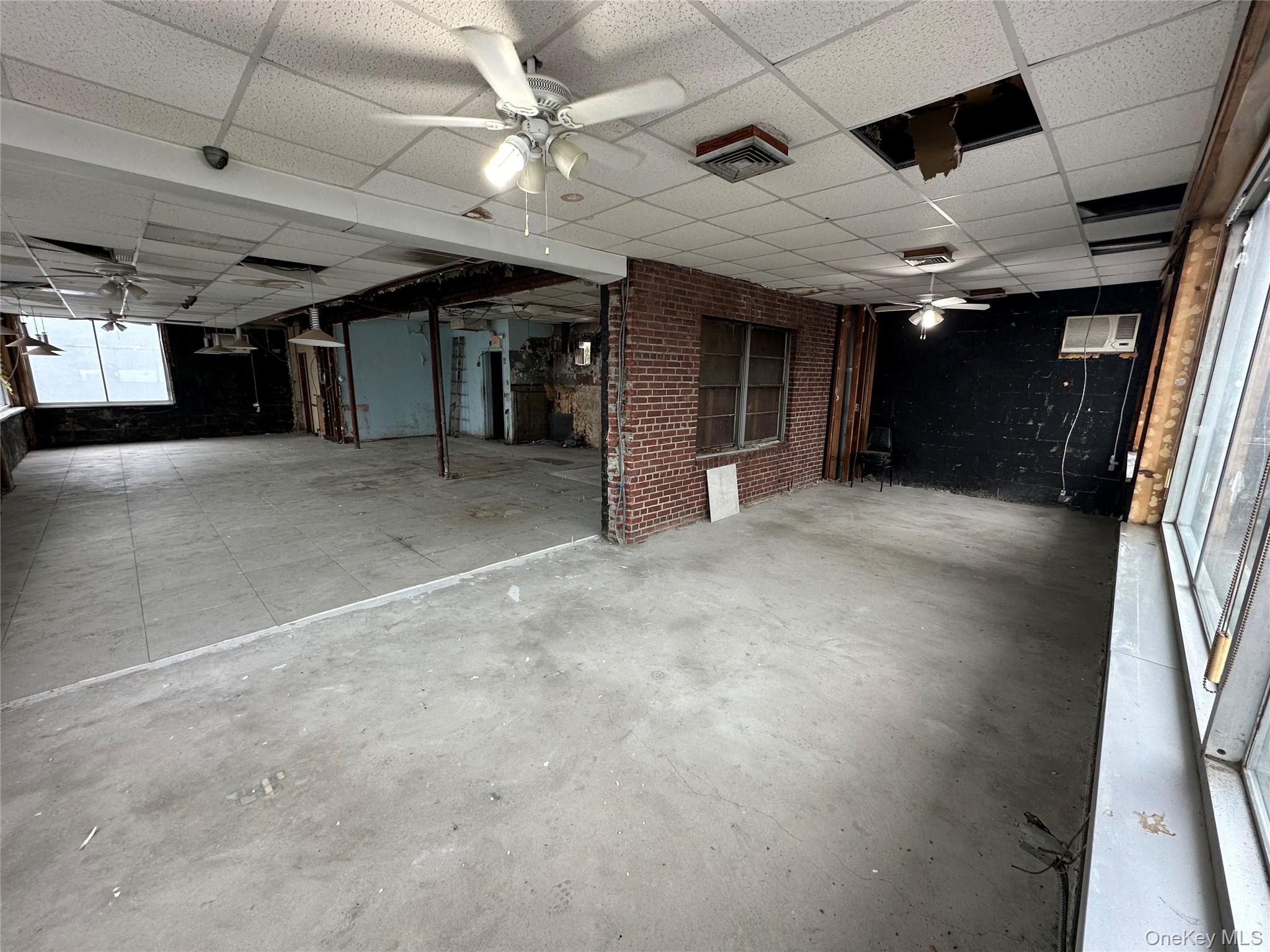 #4 photo, 267 Burnside Avenue, नासाउ काउंटी Lawrence , NY 11559