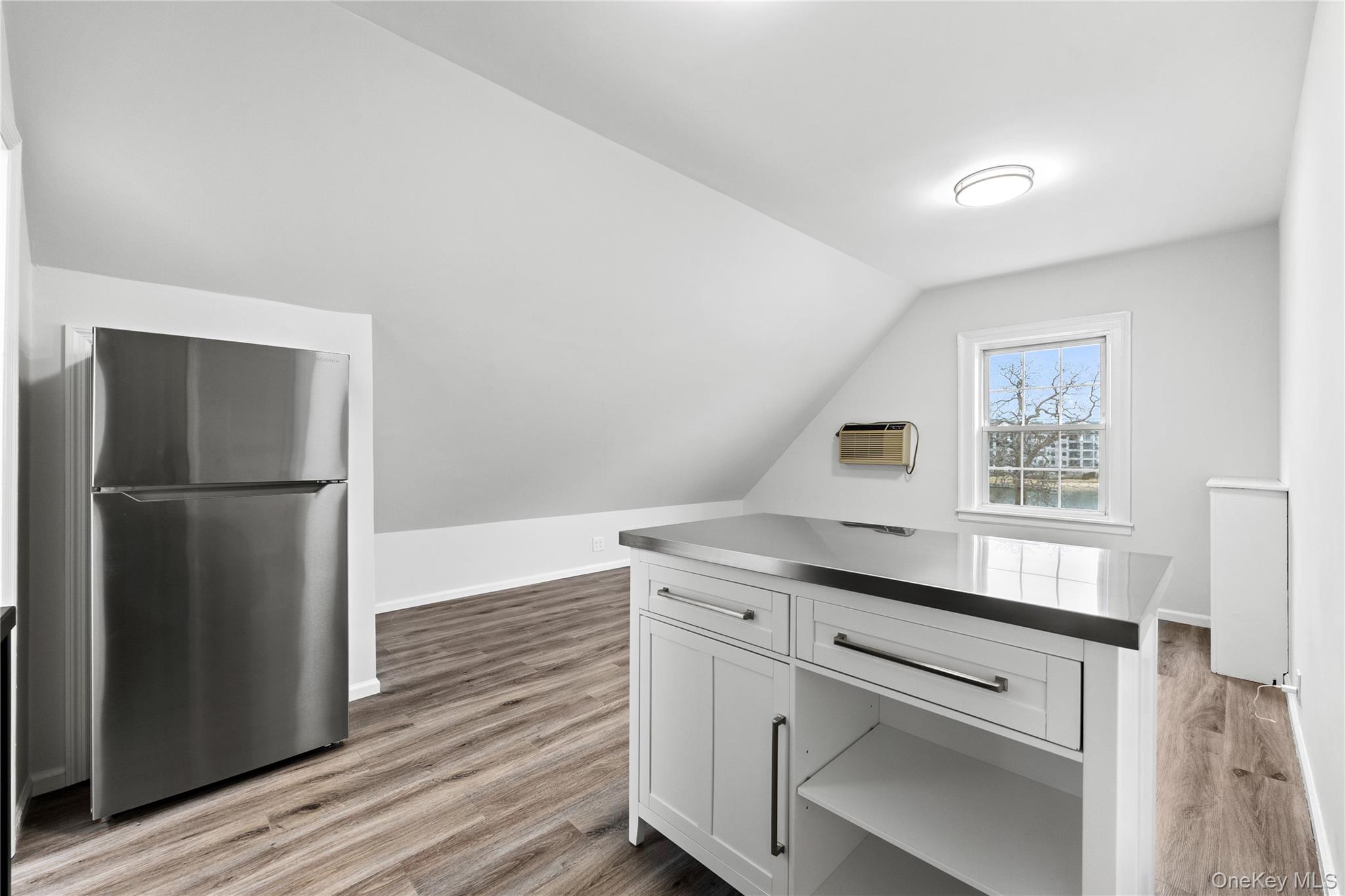 #2 photo, 3 Harbor Lane, New Rochelle , NY 10805