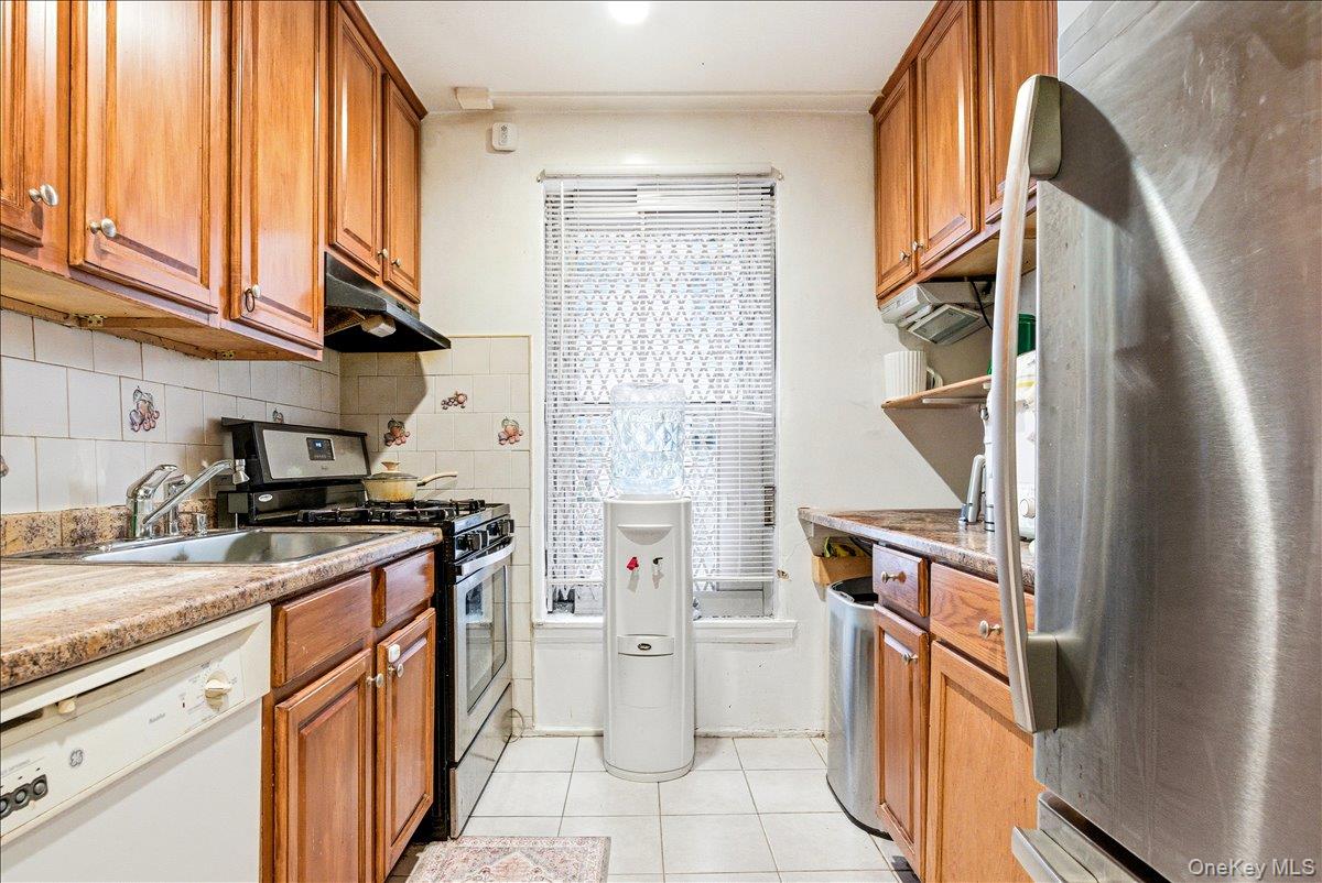 #7 photo, 139-05 85th Drive, Briarwood , NY 11435