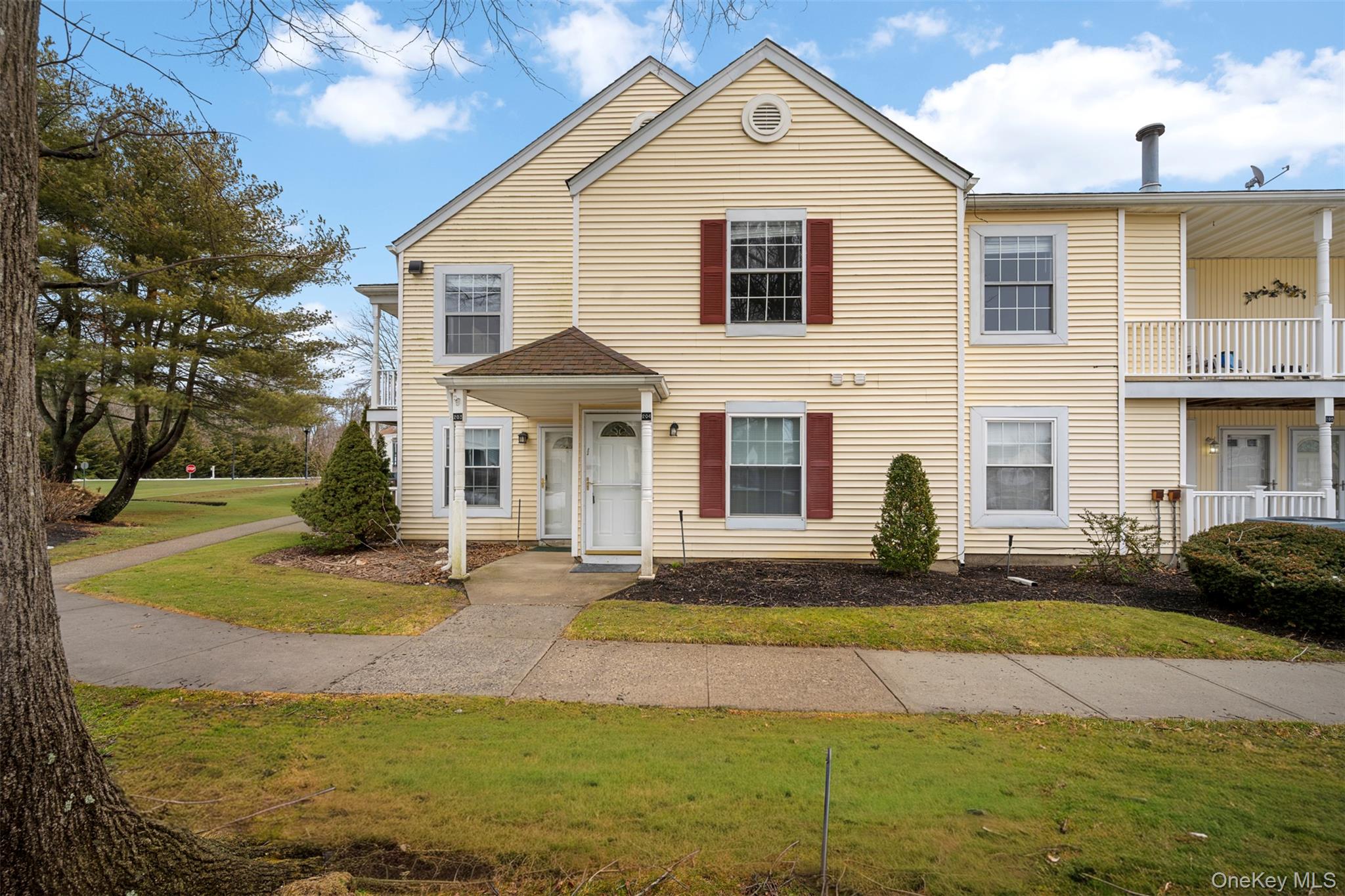 #1 photo, 204 Fairview Circle, Саффолк ‖ Middle Island , NY 11953