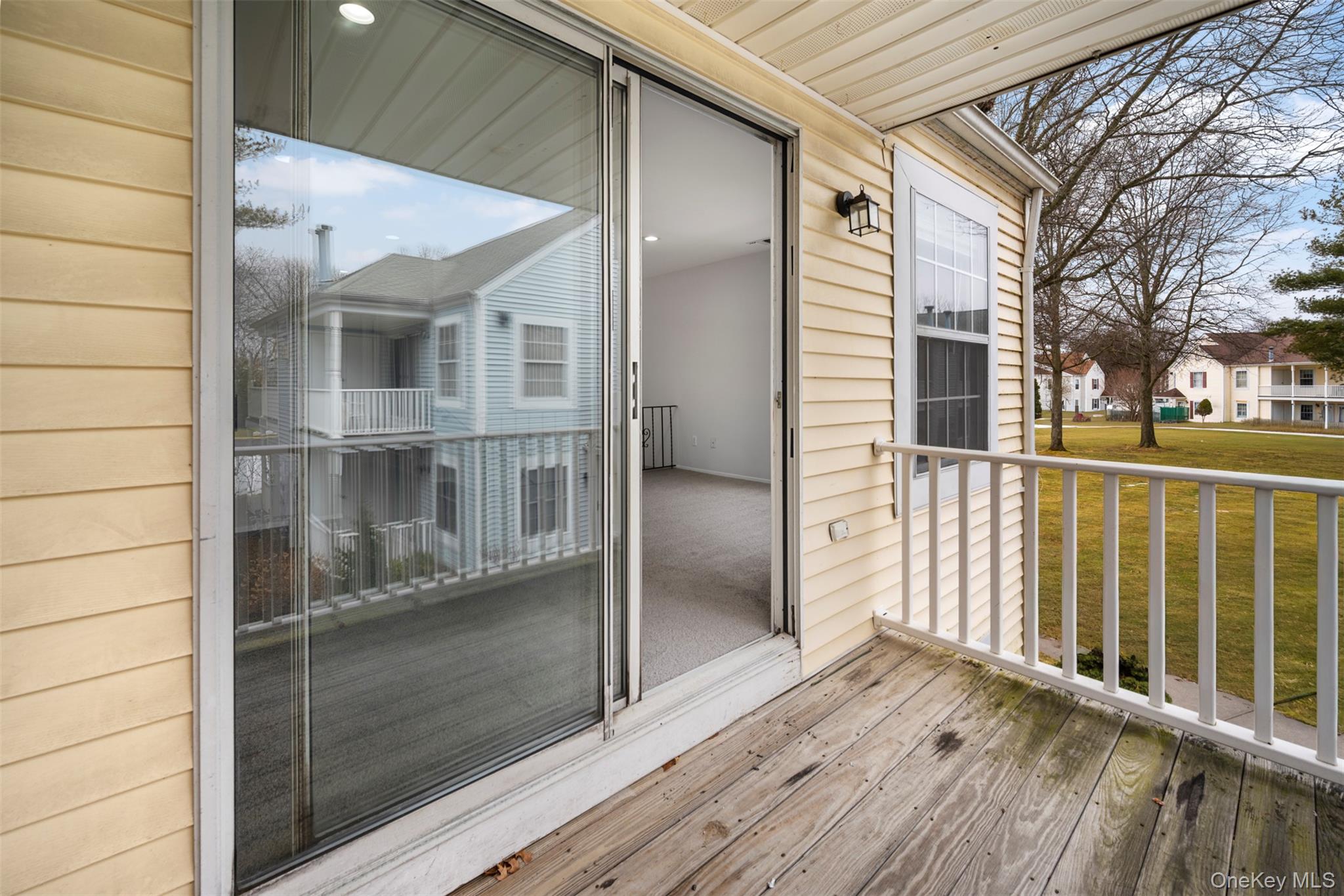 #8 photo, 204 Fairview Circle, Саффолк ‖ Middle Island , NY 11953