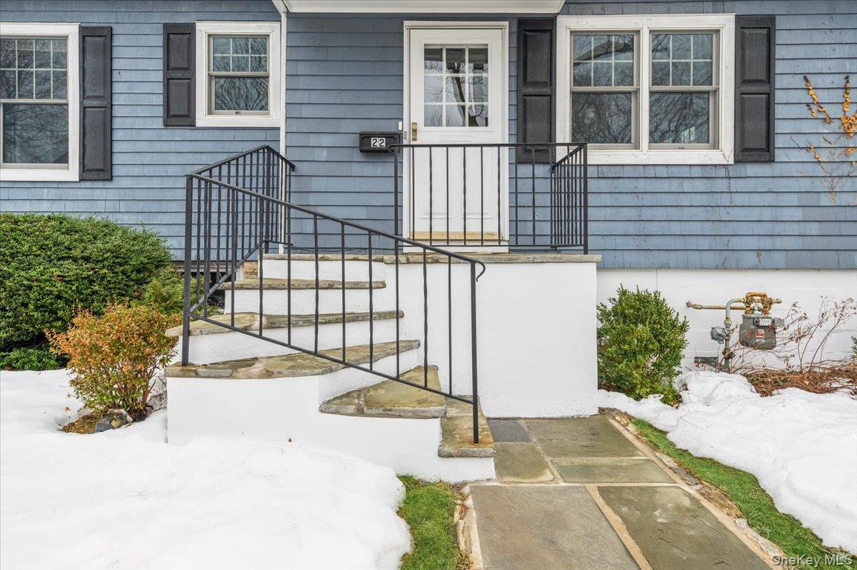 #2 photo, 22 Olinda Avenue, Hastings-on-Hudson , NY 10706