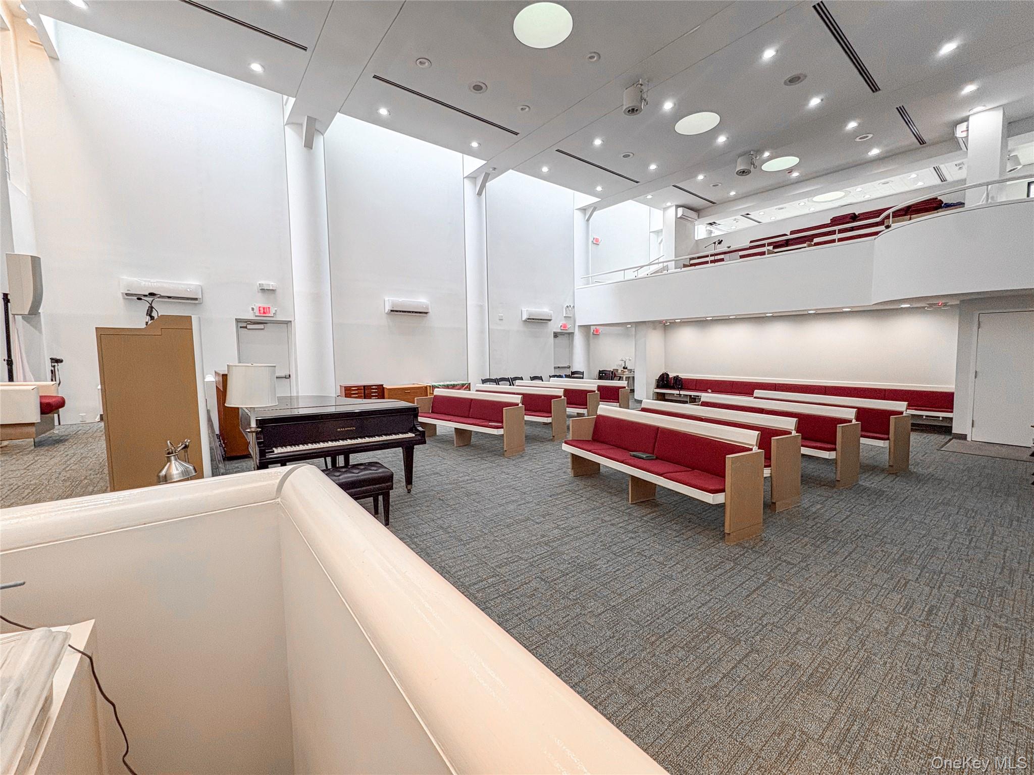 #13 photo, 516 W 112 Street, मैनहटन New York (Manhattan) , NY 10025