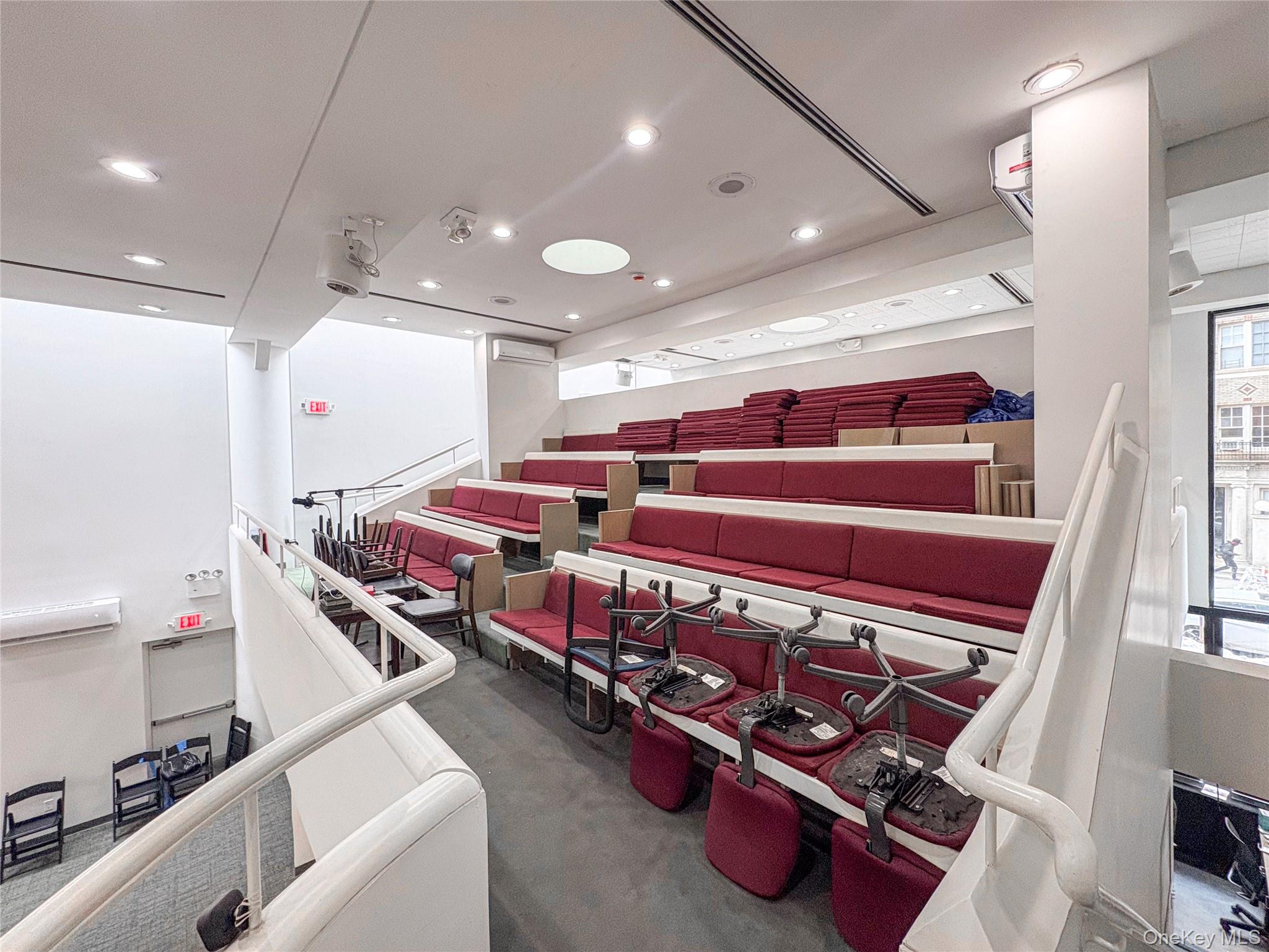 #9 photo, 516 W 112 Street, मैनहटन New York (Manhattan) , NY 10025