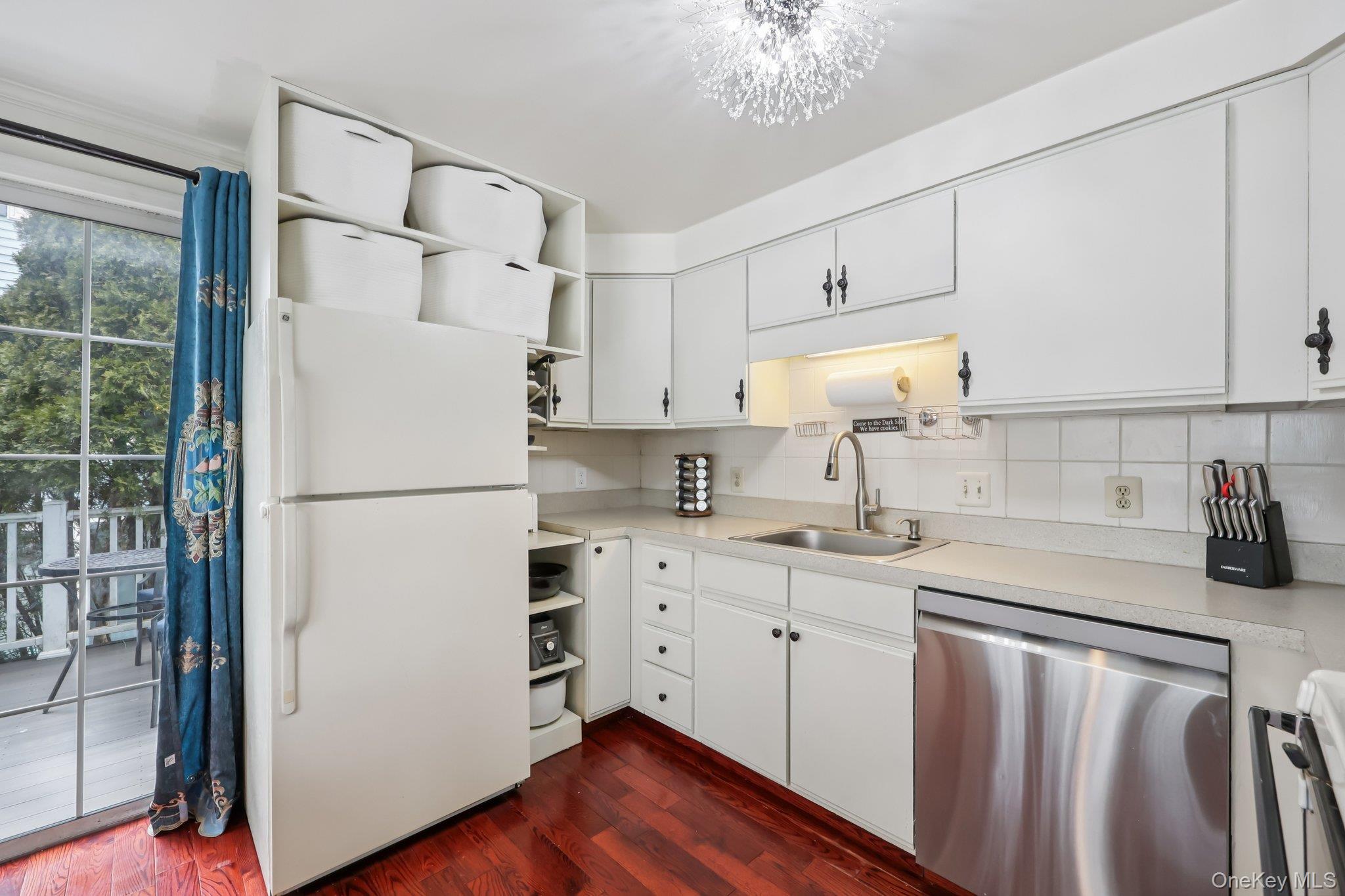 #7 photo, 52 Washington Mews, Port Chester , NY 10573