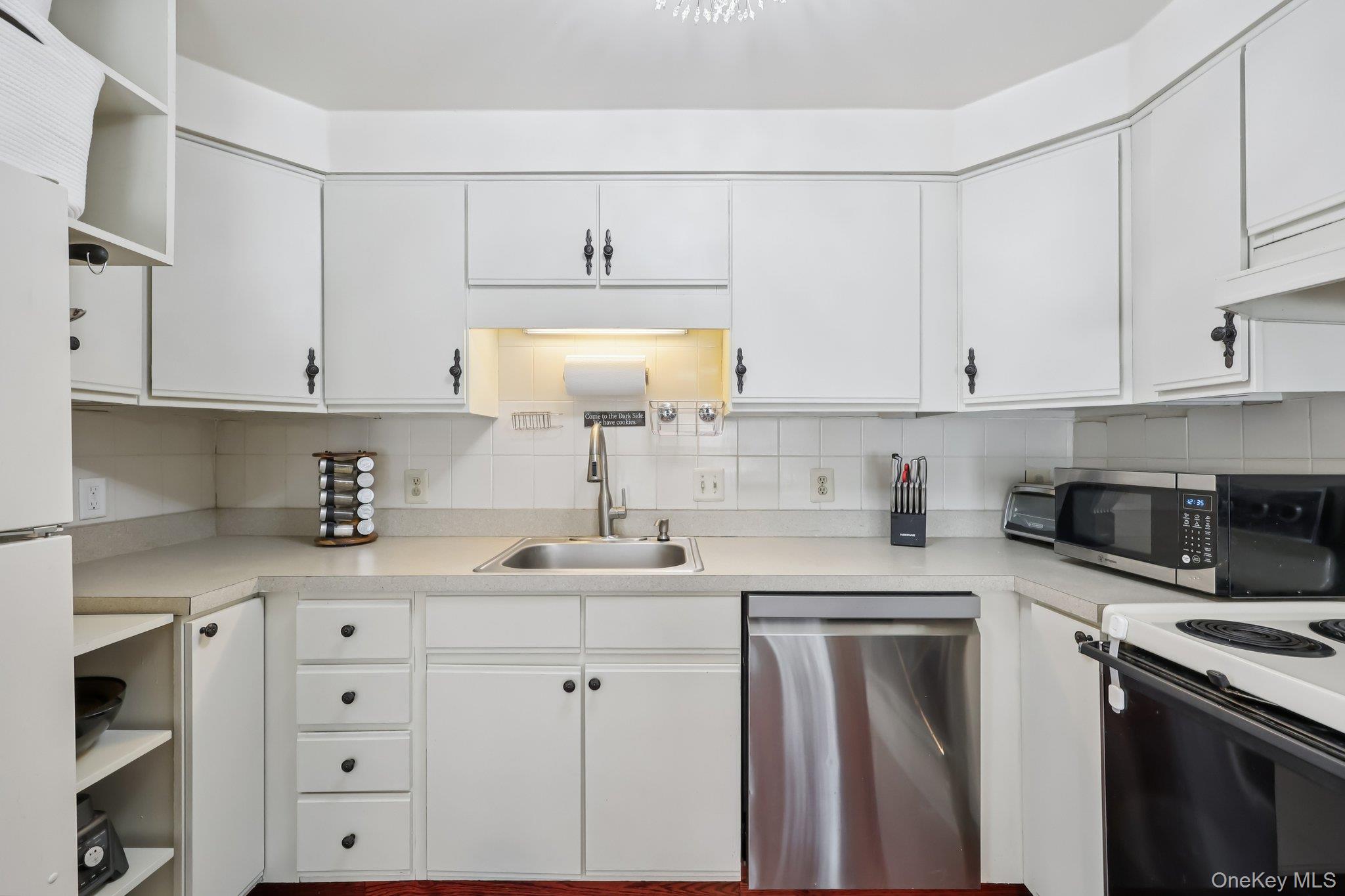 #8 photo, 52 Washington Mews, Port Chester , NY 10573