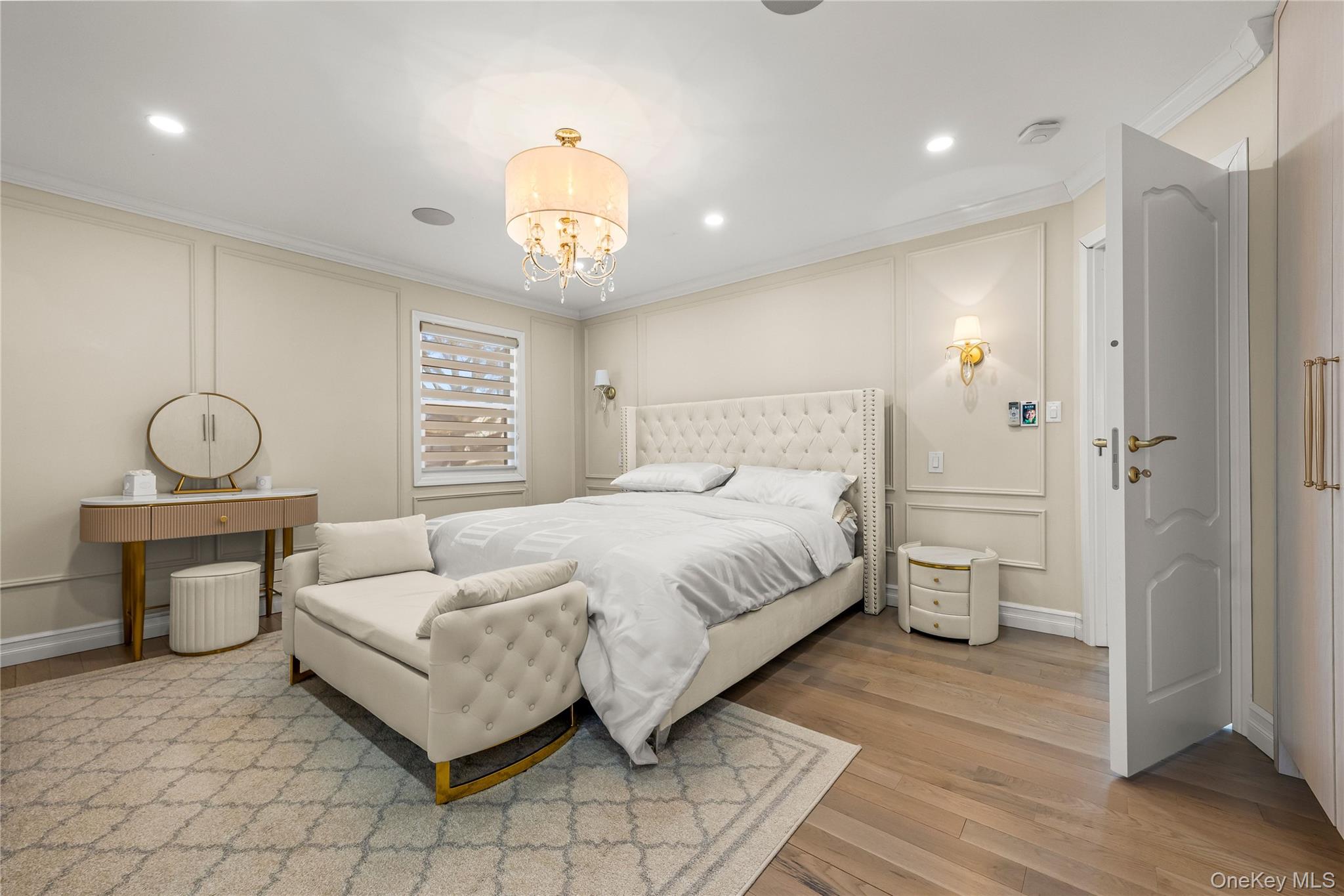 #13 photo, 7304 193rd Street, Fresh Meadows , NY 11366