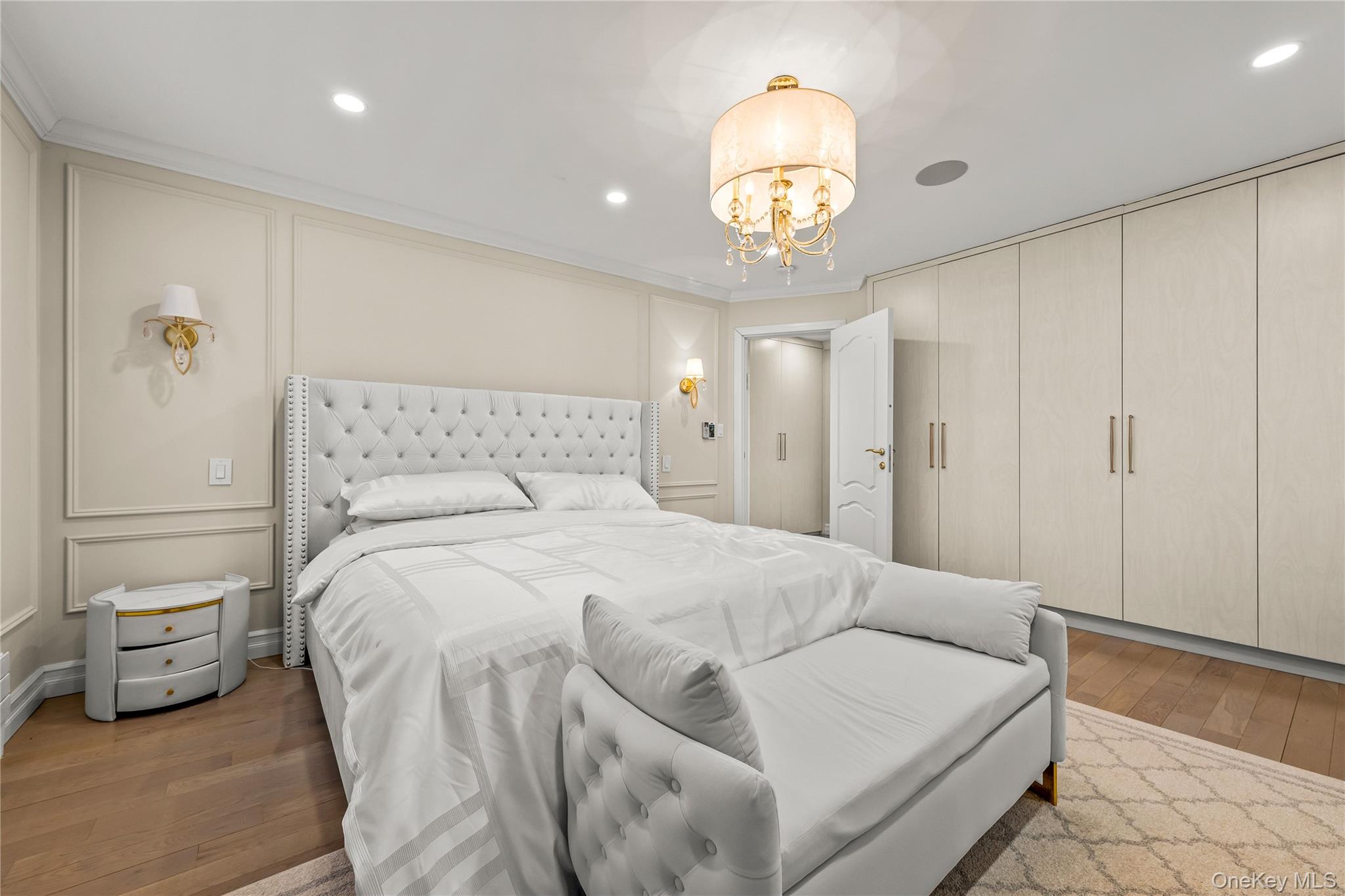 #14 photo, 7304 193rd Street, Fresh Meadows , NY 11366