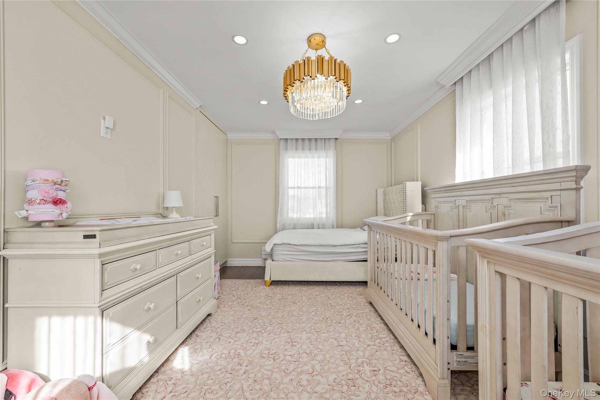 #20 photo, 7304 193rd Street, Fresh Meadows , NY 11366