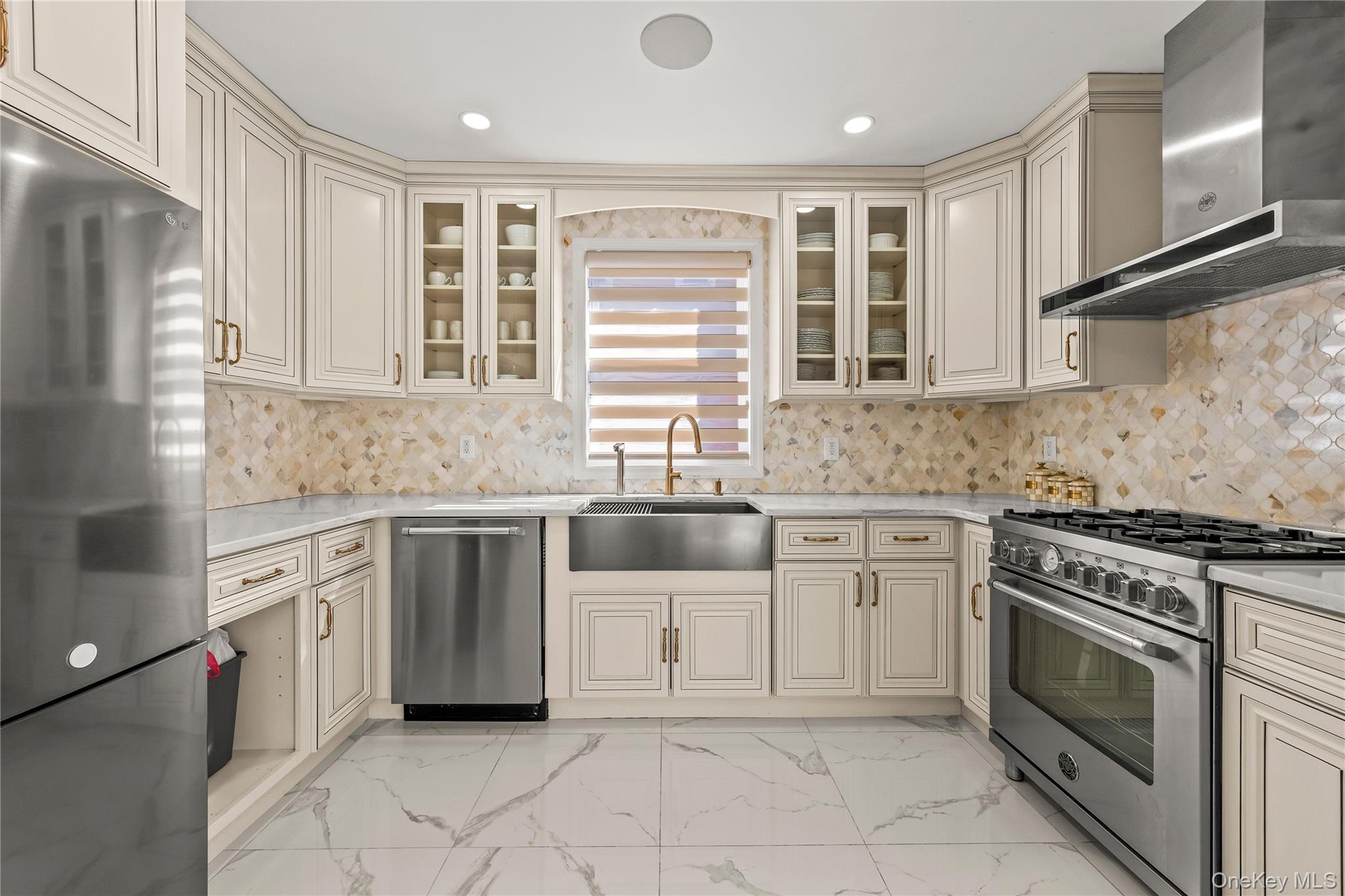 #8 photo, 7304 193rd Street, Fresh Meadows , NY 11366