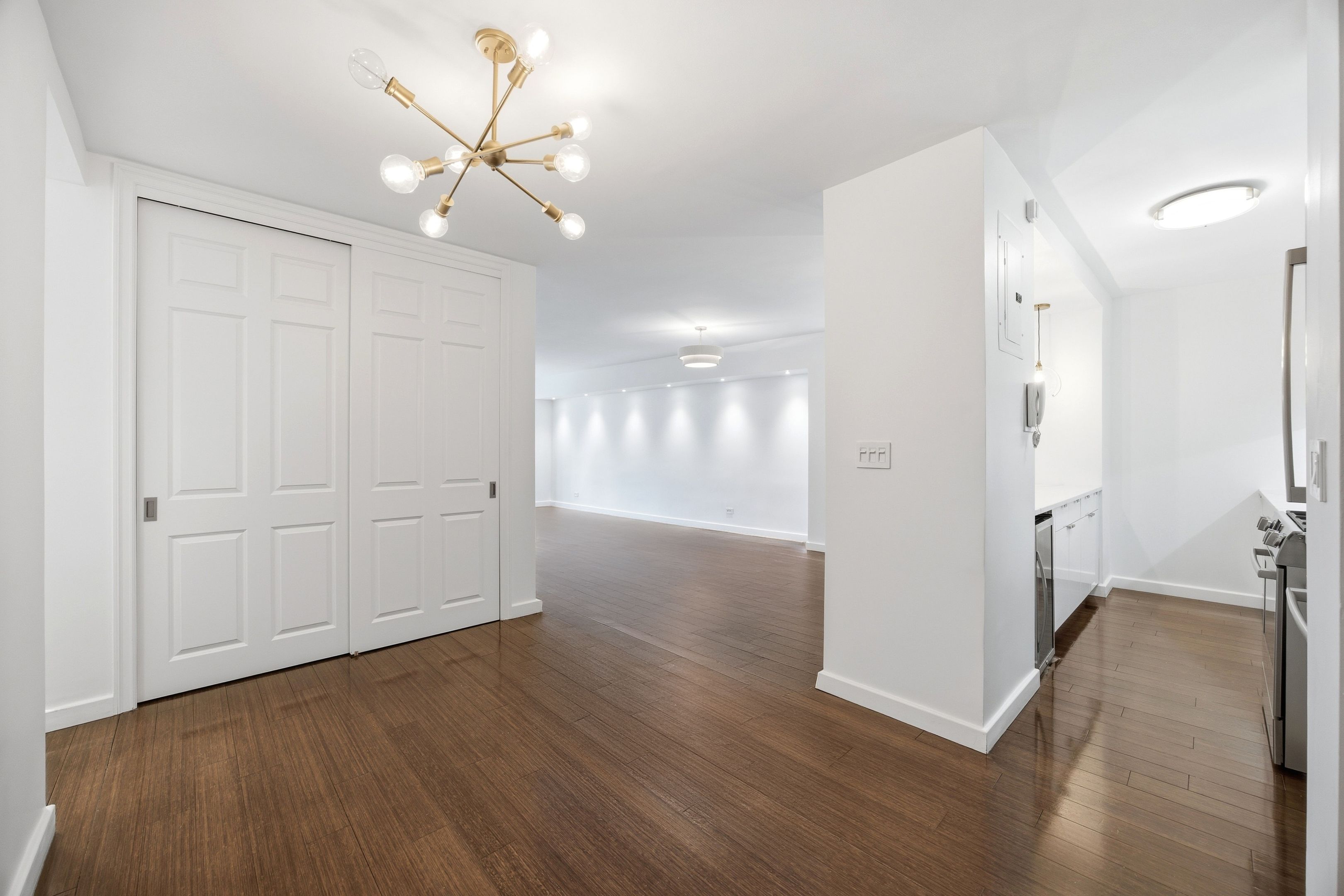 #12 photo, 166 E 63rd Street, Манхэттен ‖ Lenox Hill , NY 10065