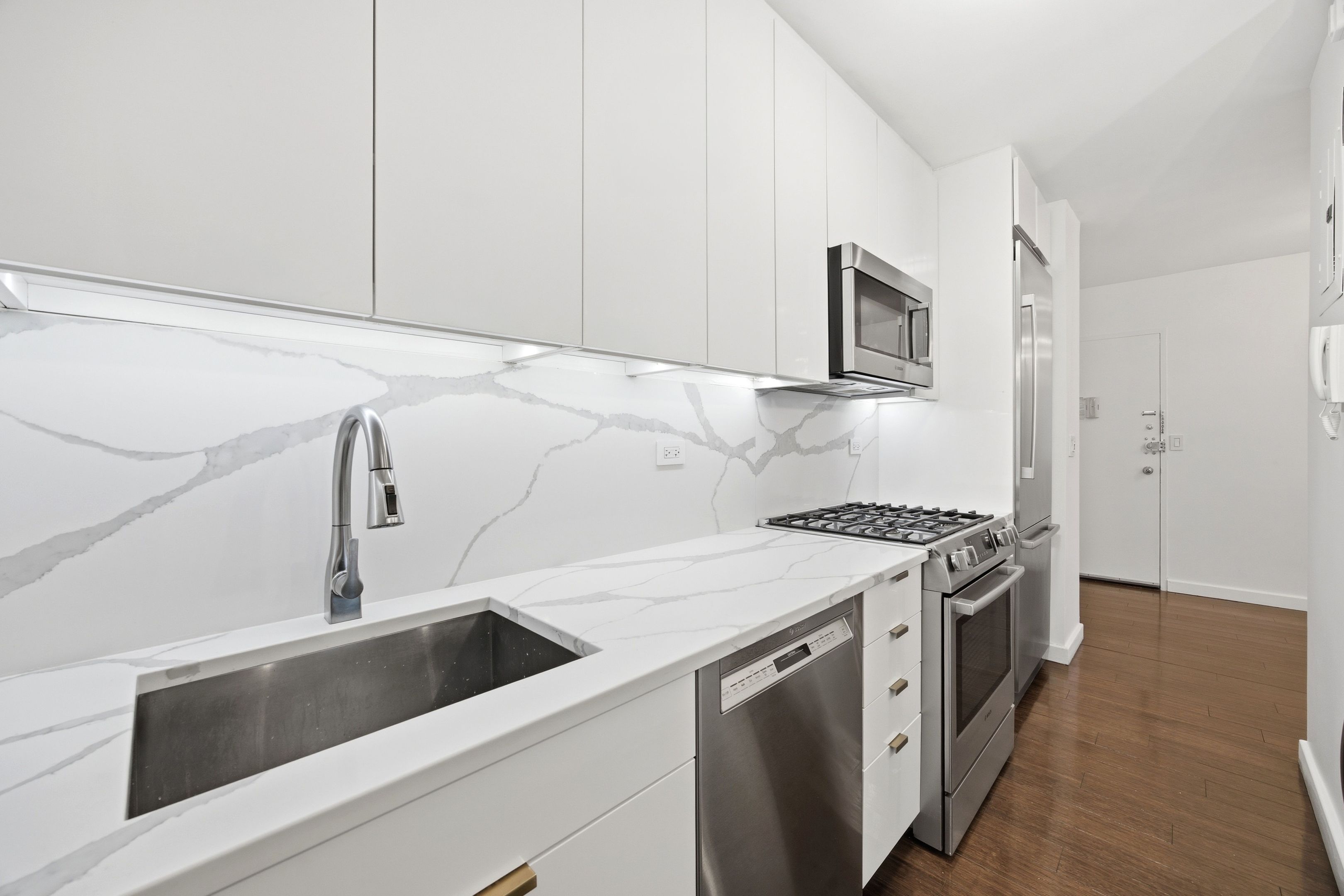 #9 photo, 166 E 63rd Street, Манхэттен ‖ Lenox Hill , NY 10065