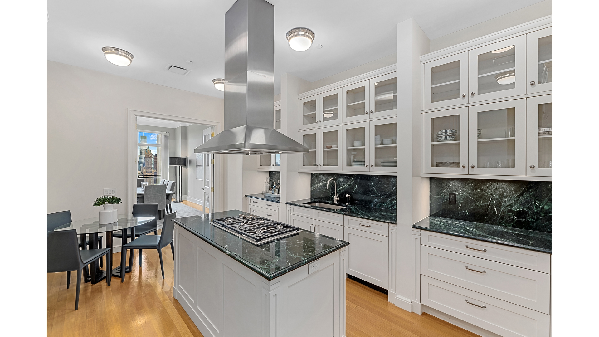 #14 photo, New York City, Lincoln Square , NY 10023