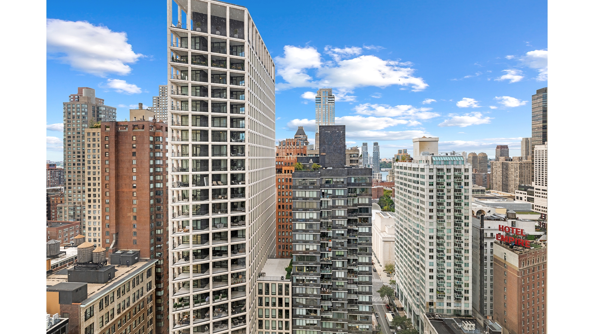 #17 photo, New York City, Lincoln Square , NY 10023