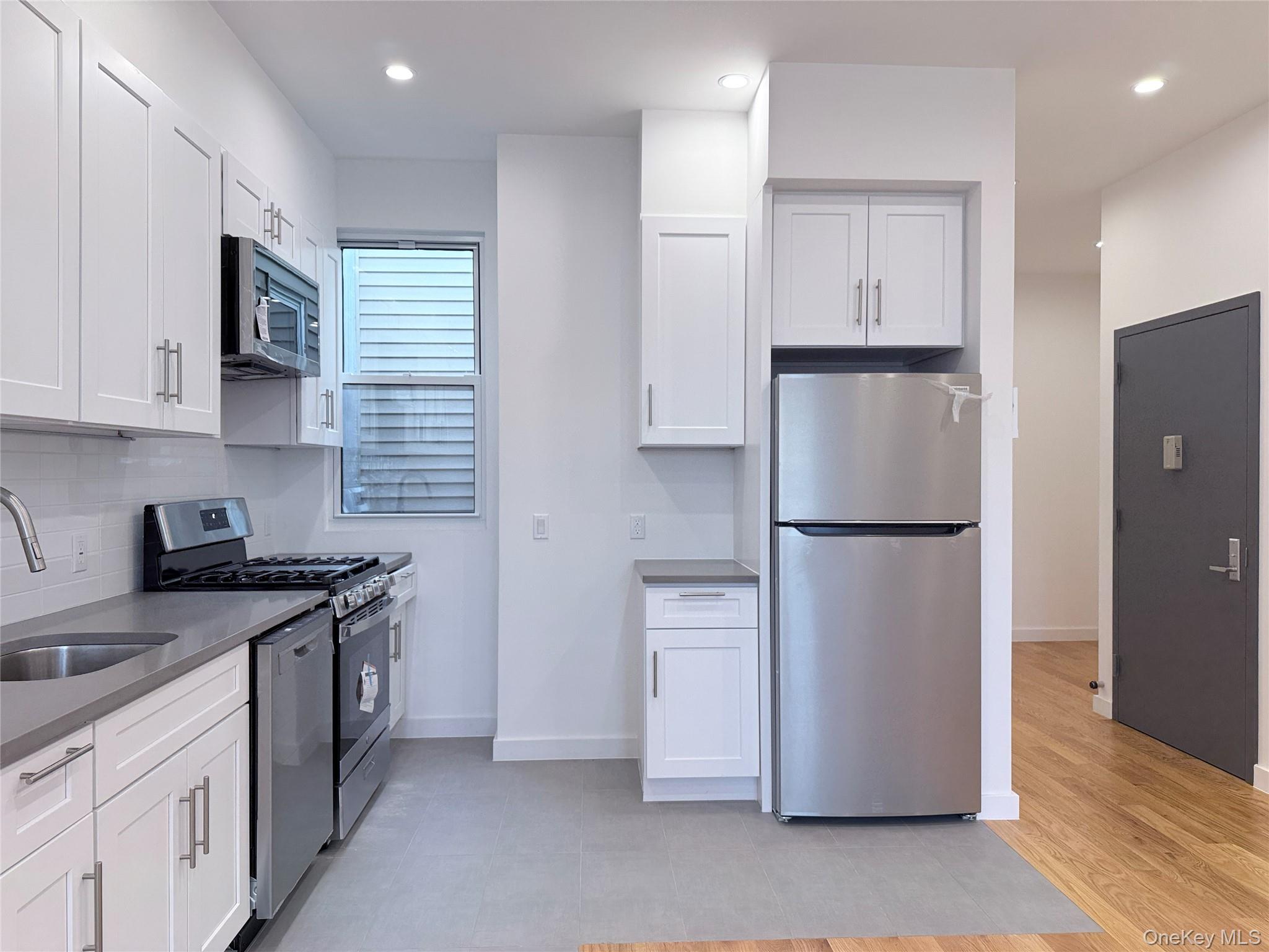 #7 photo, 4018 50th Avenue, Sunnyside , NY 11104