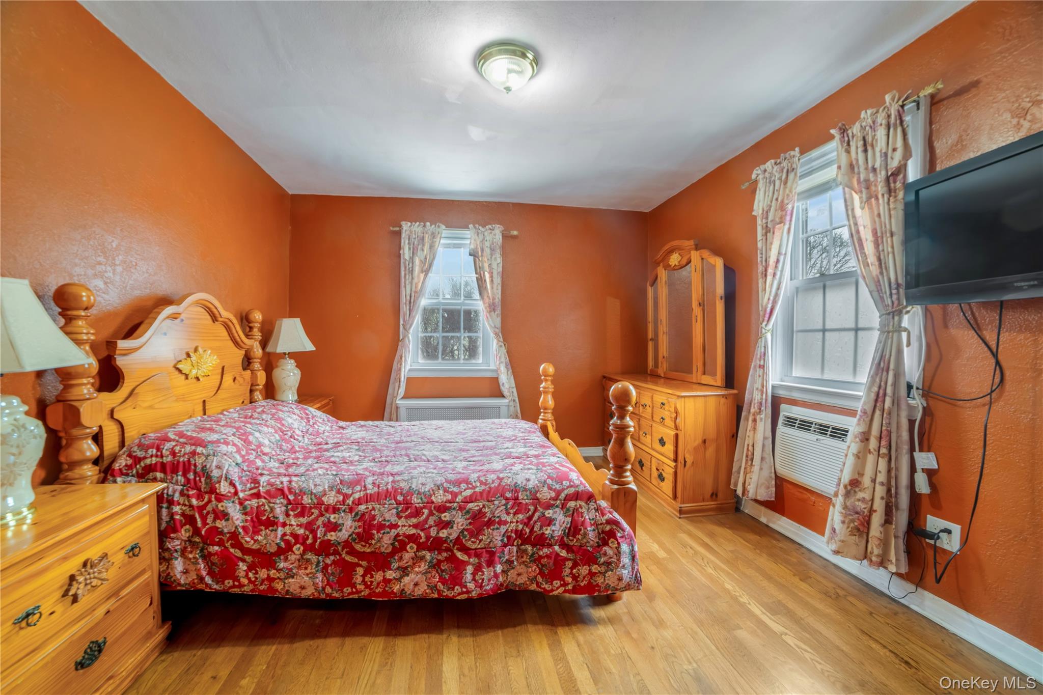 #14 photo, 248-21 87th Avenue, كوينز Bellerose , NY 11426